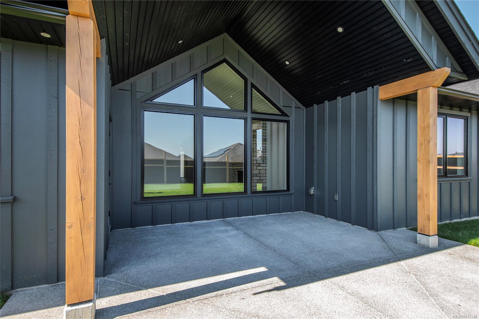 3428 Rhys Rd, Courtenay