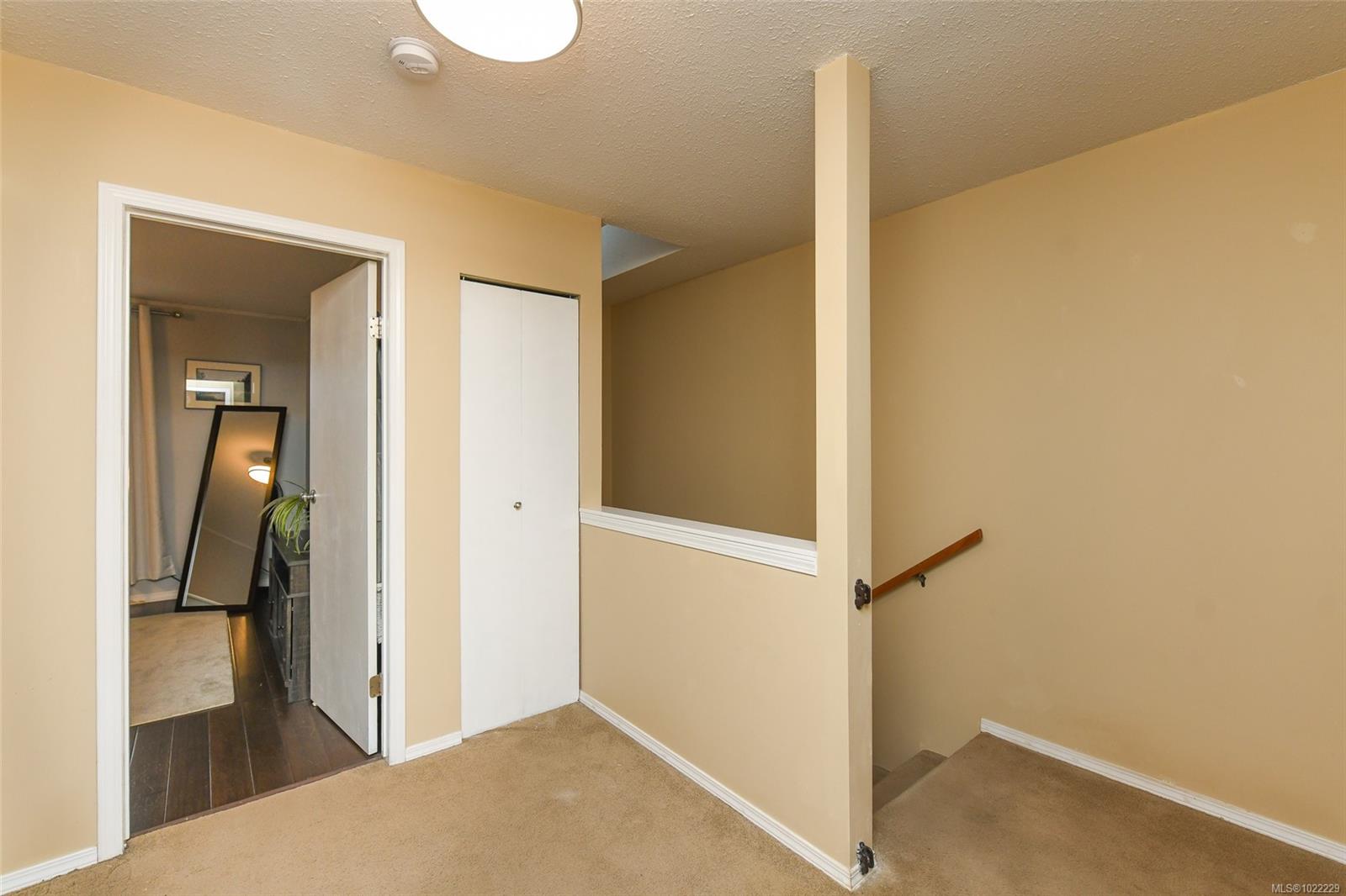 2215 Willemar Ave # B