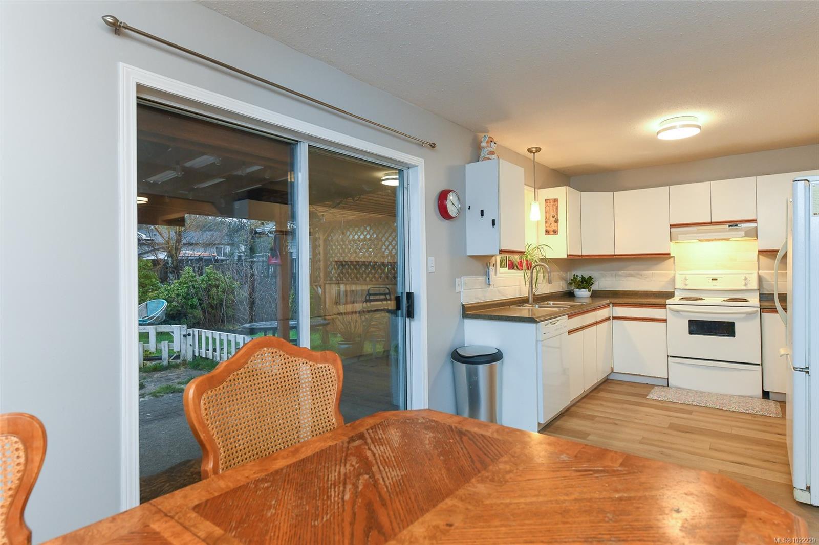 2215 Willemar Ave # B