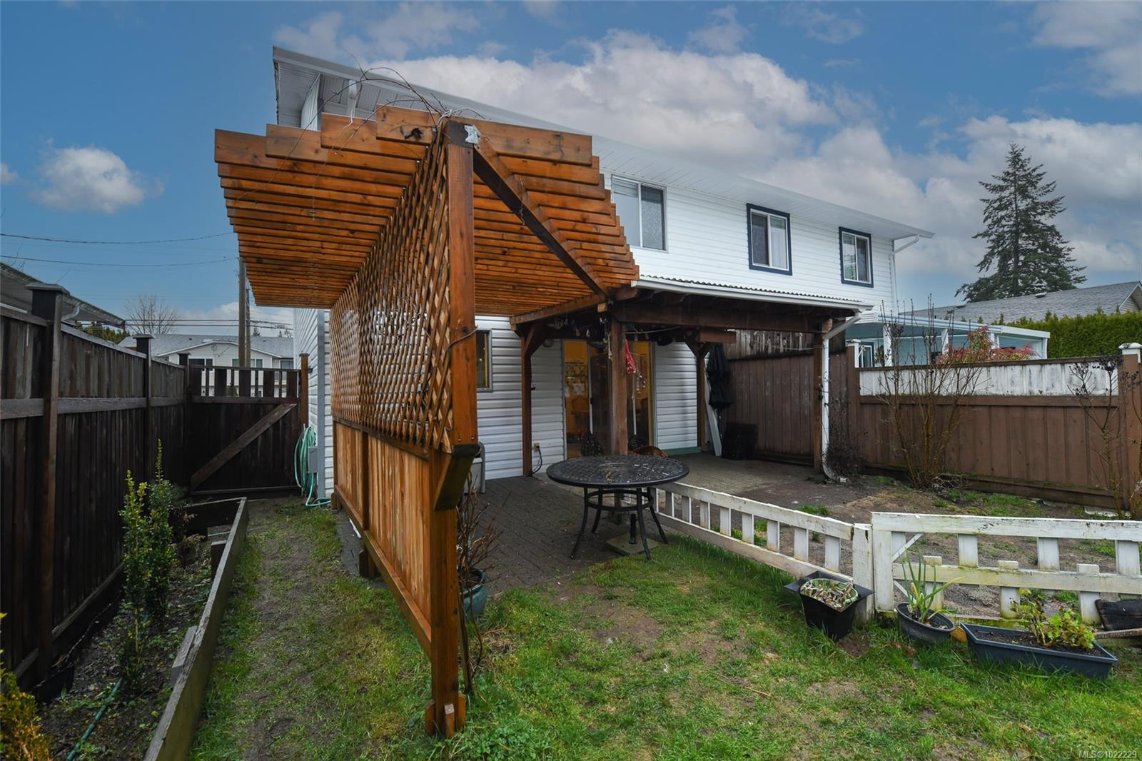 2215 Willemar Ave # B