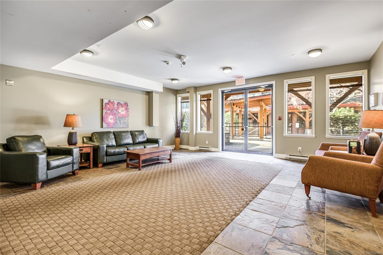 2300 Mansfield Dr # 332