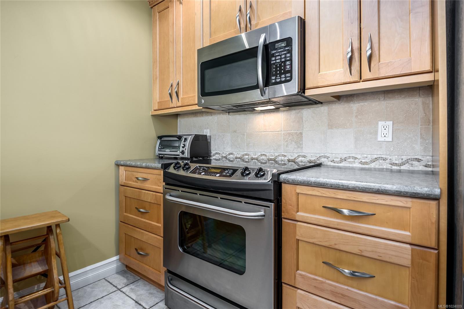 2300 Mansfield Dr # 332