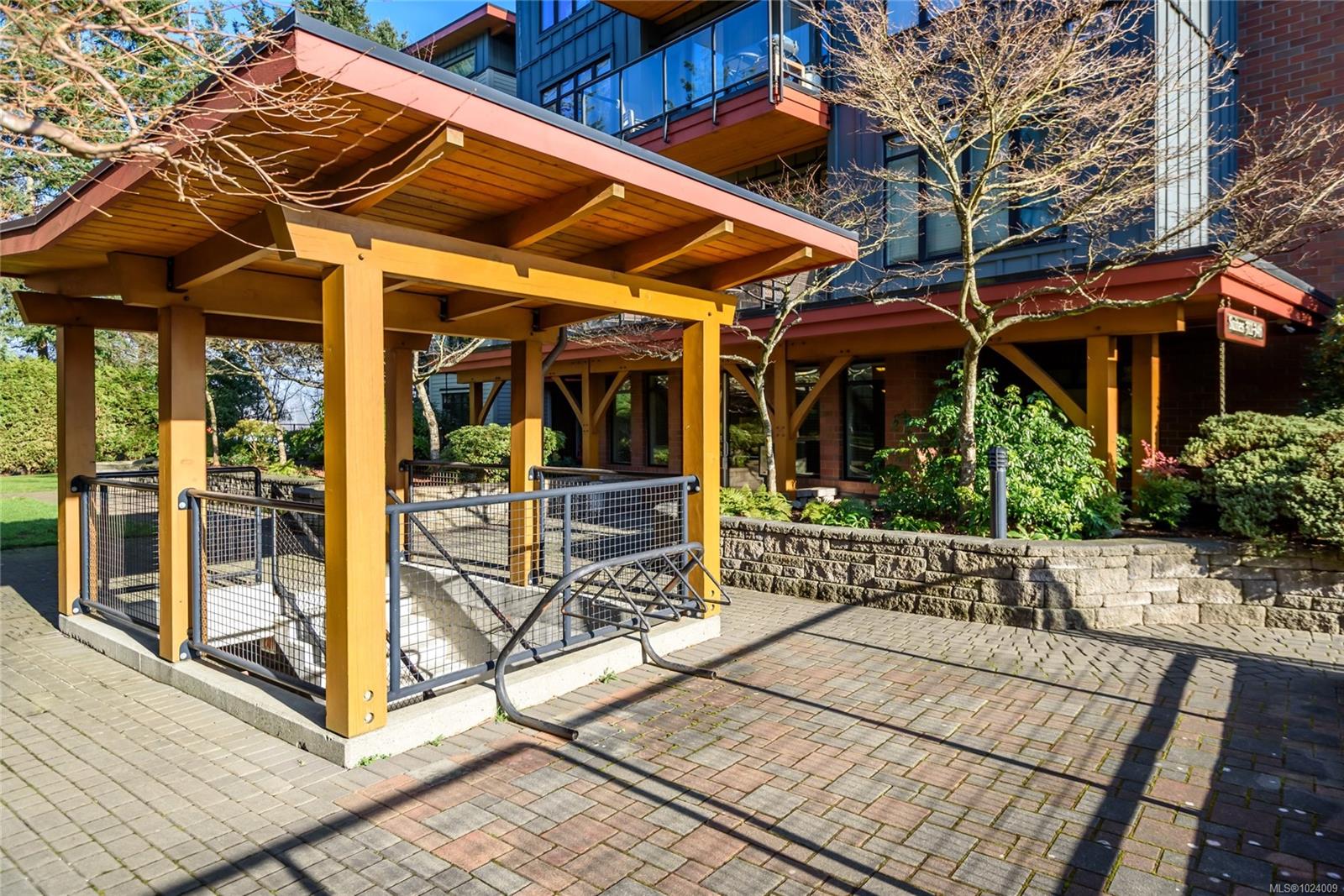 2300 Mansfield Dr # 332