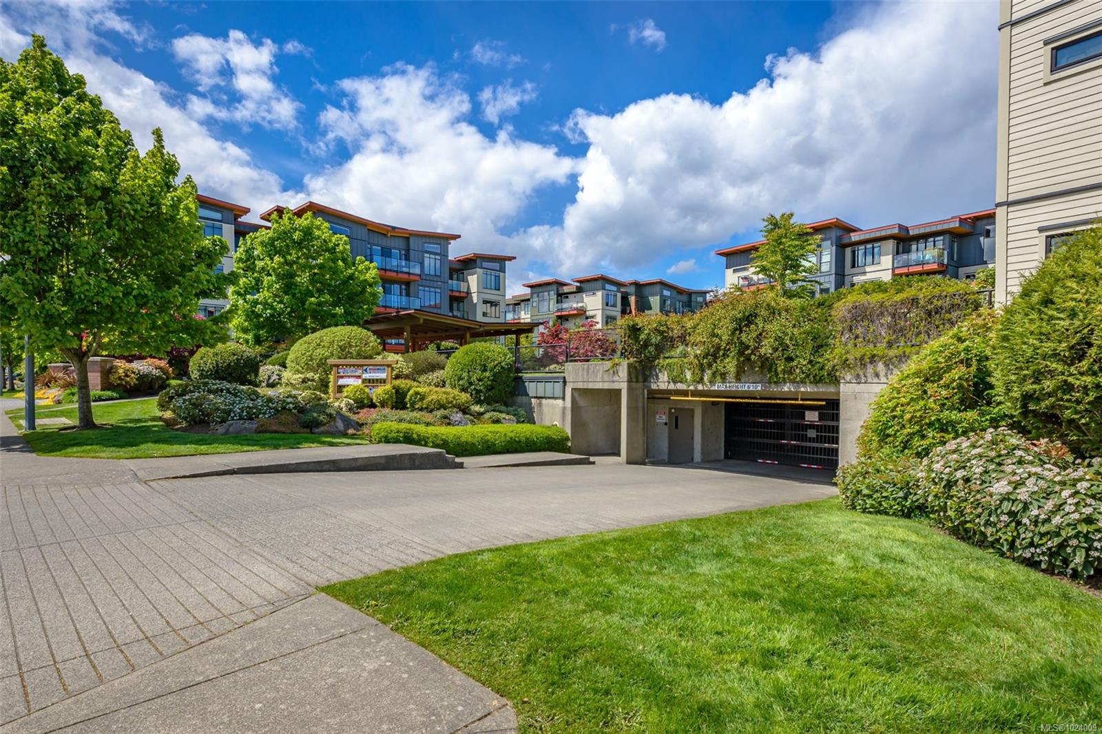 2300 Mansfield Dr # 332