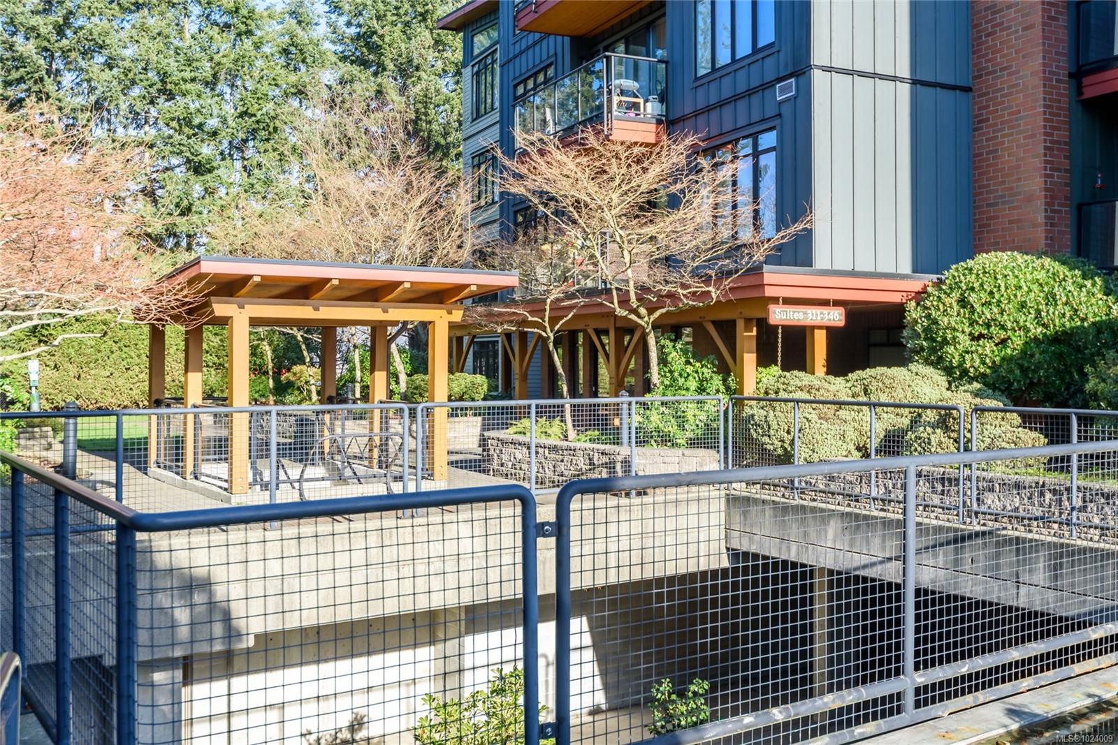 2300 Mansfield Dr # 332