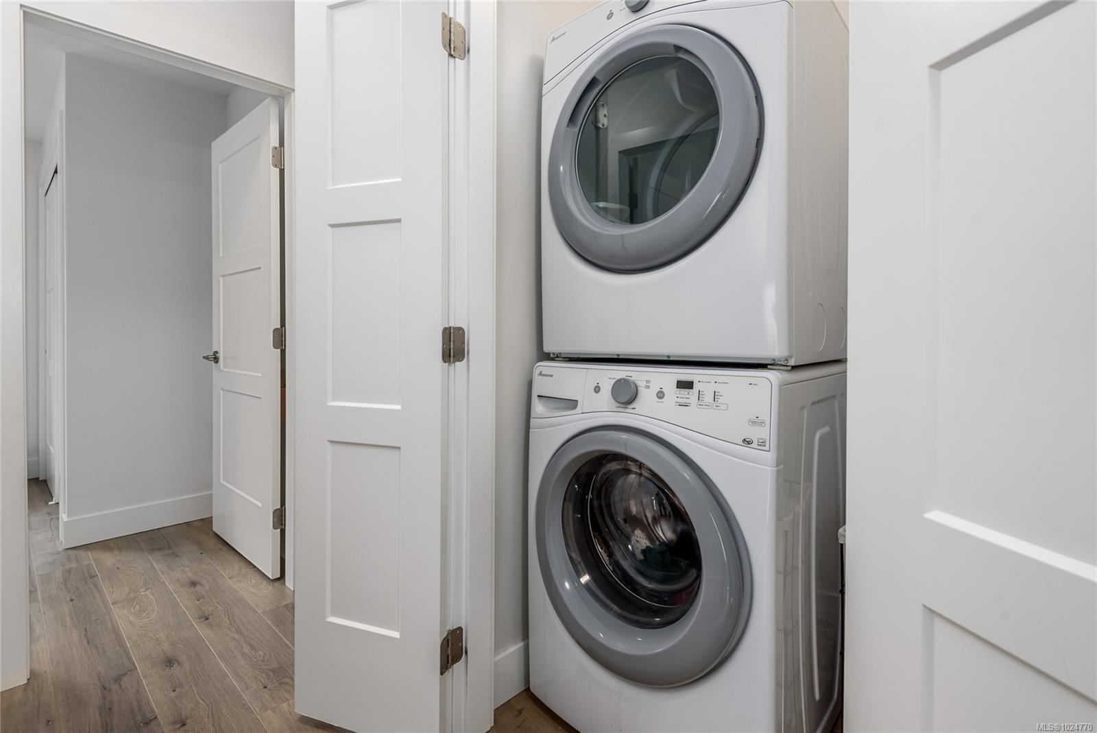 2607 Kendal Ave # 12