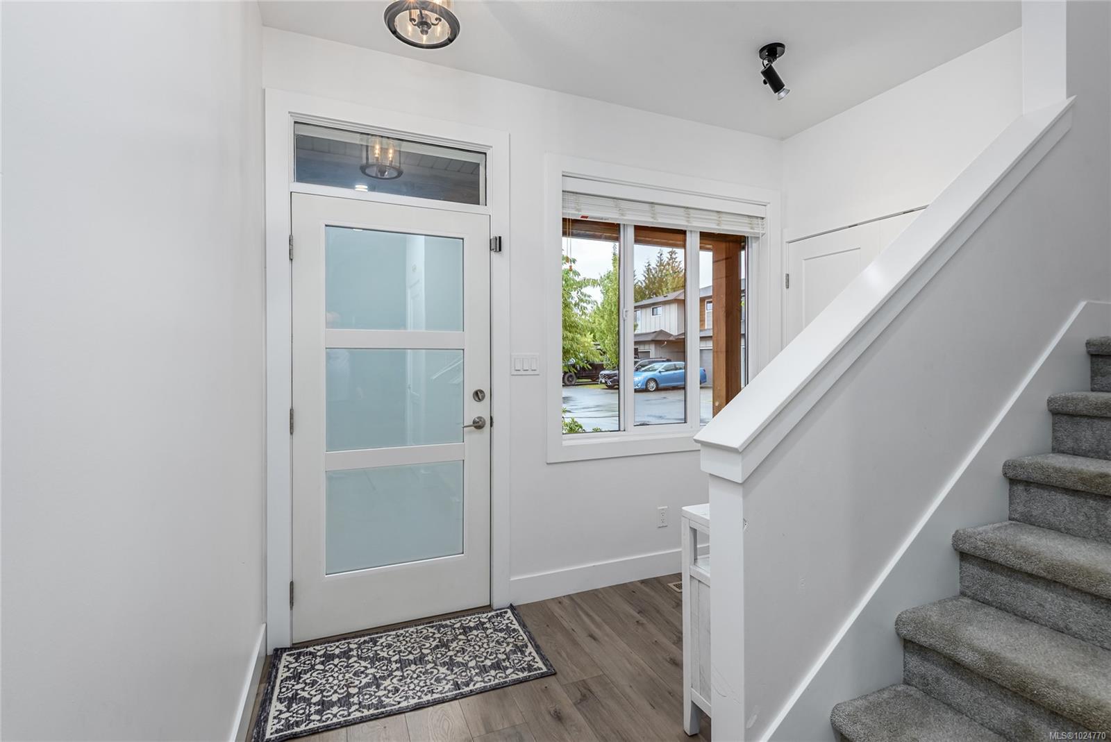 2607 Kendal Ave # 12