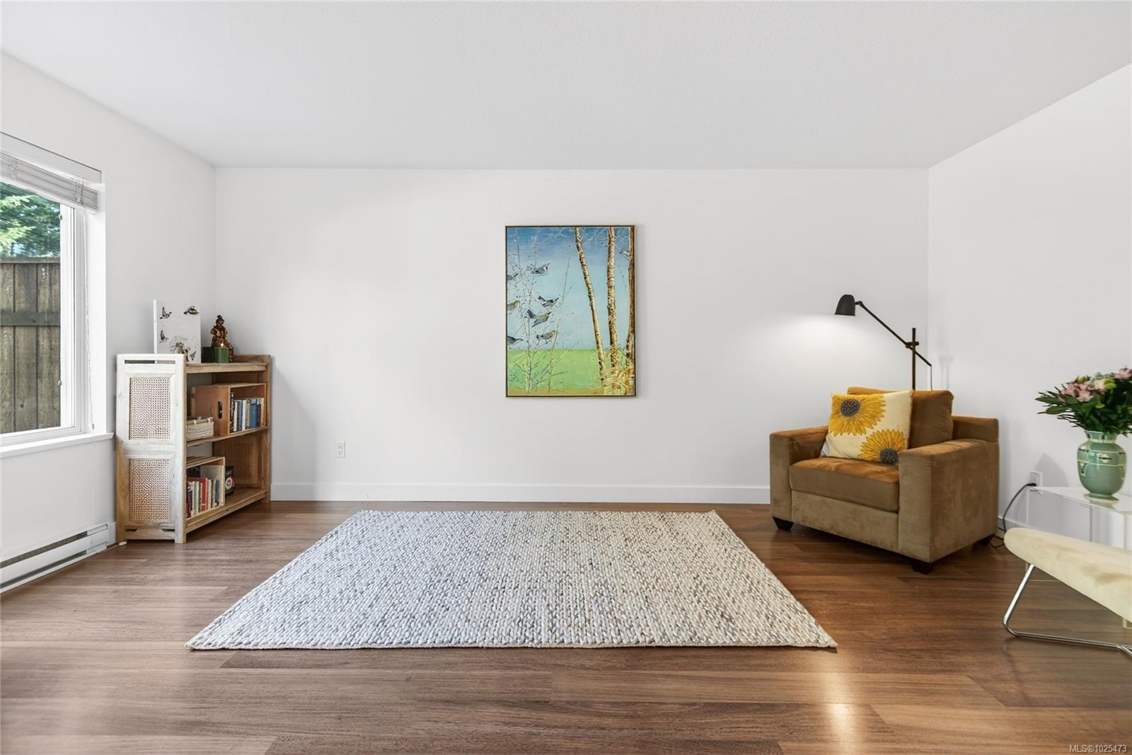 3400 Coniston Cres # 15