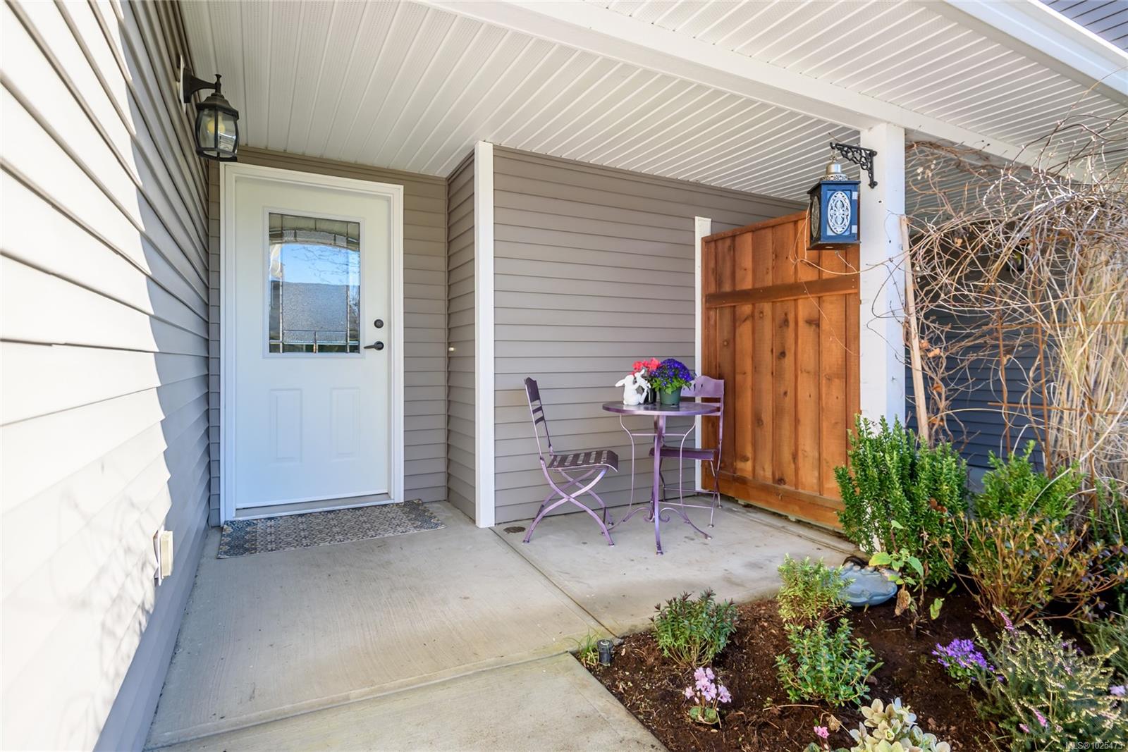 3400 Coniston Cres # 15