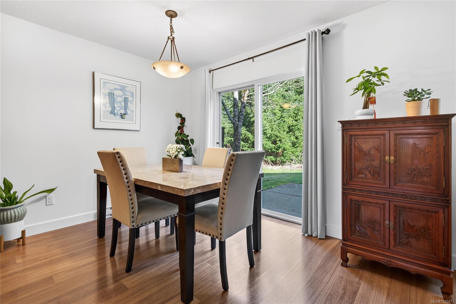 3400 Coniston Cres # 15
