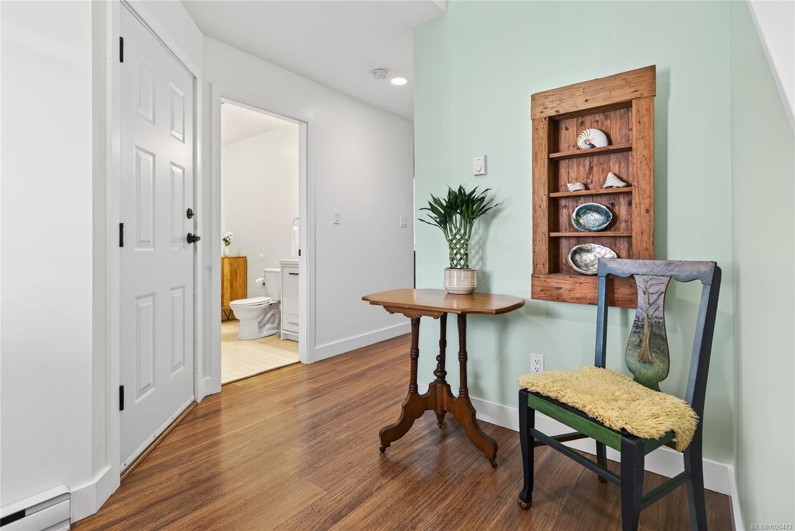 3400 Coniston Cres # 15