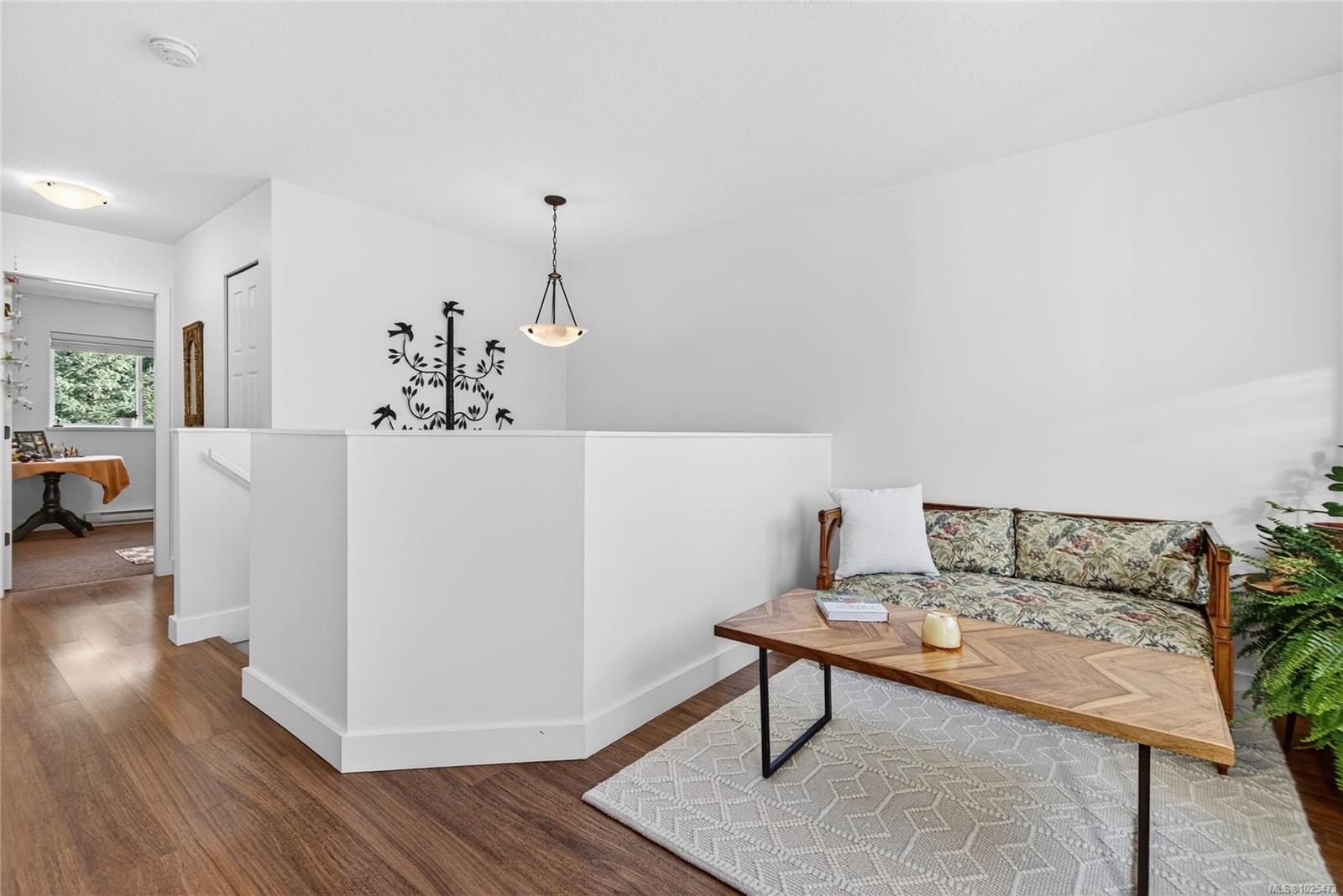 3400 Coniston Cres # 15