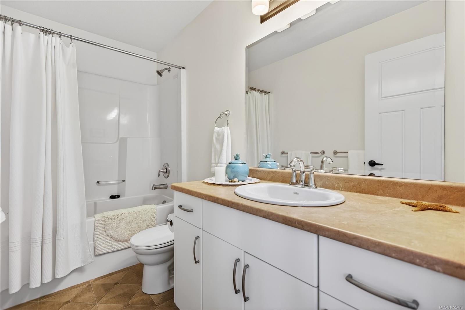 3400 Coniston Cres # 15