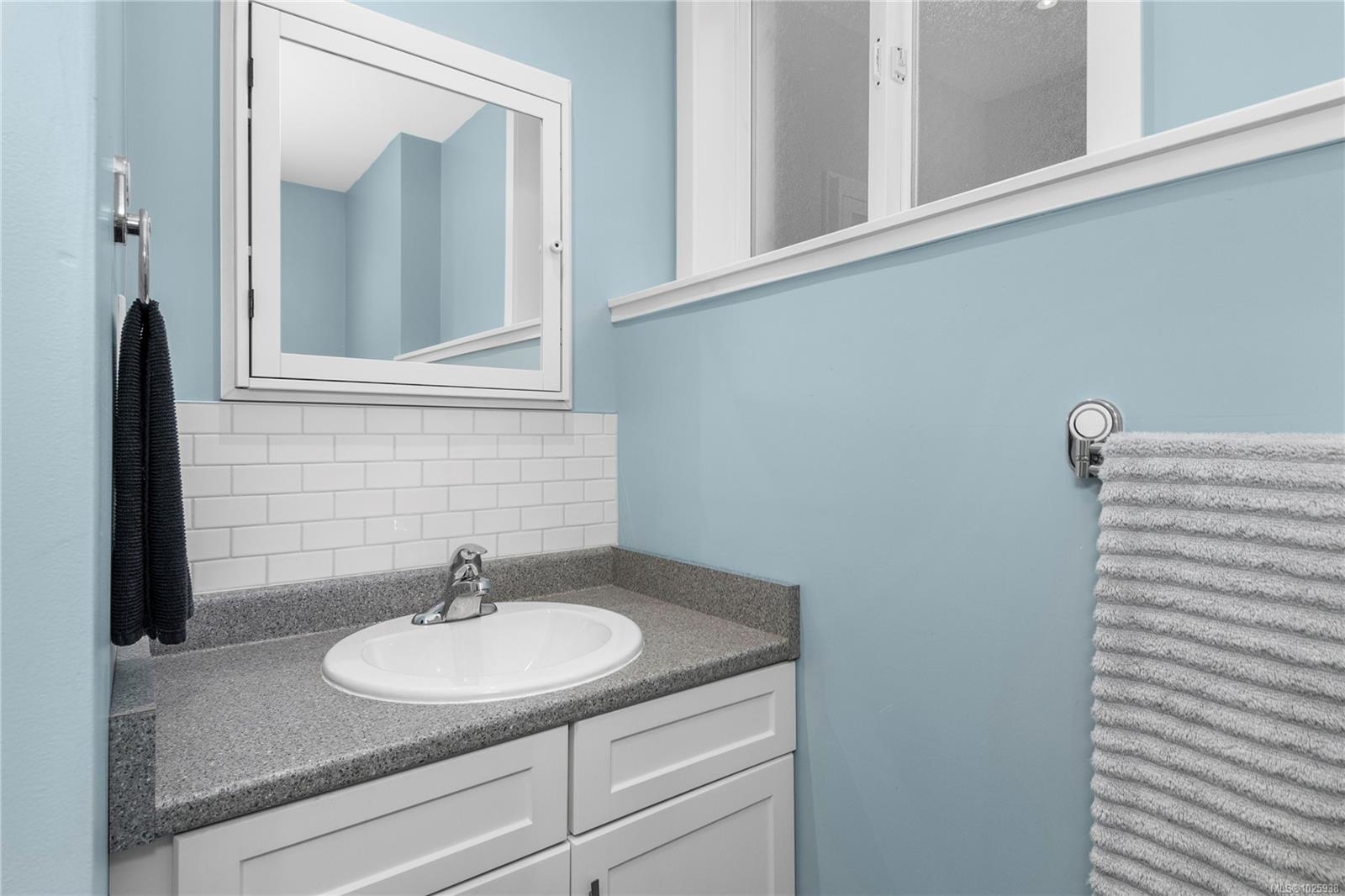 2320 Embleton Cres # A