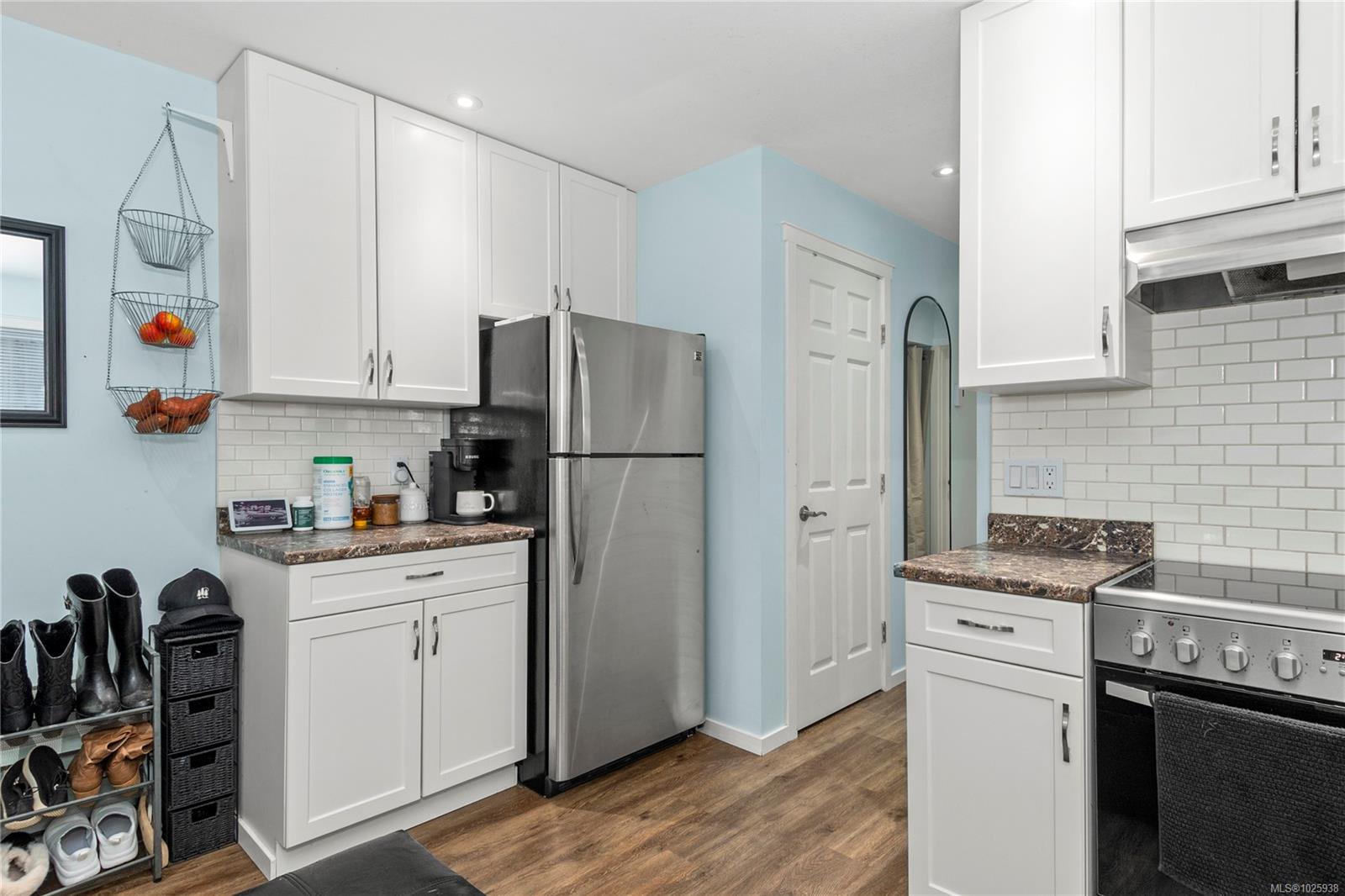 2320 Embleton Cres # A