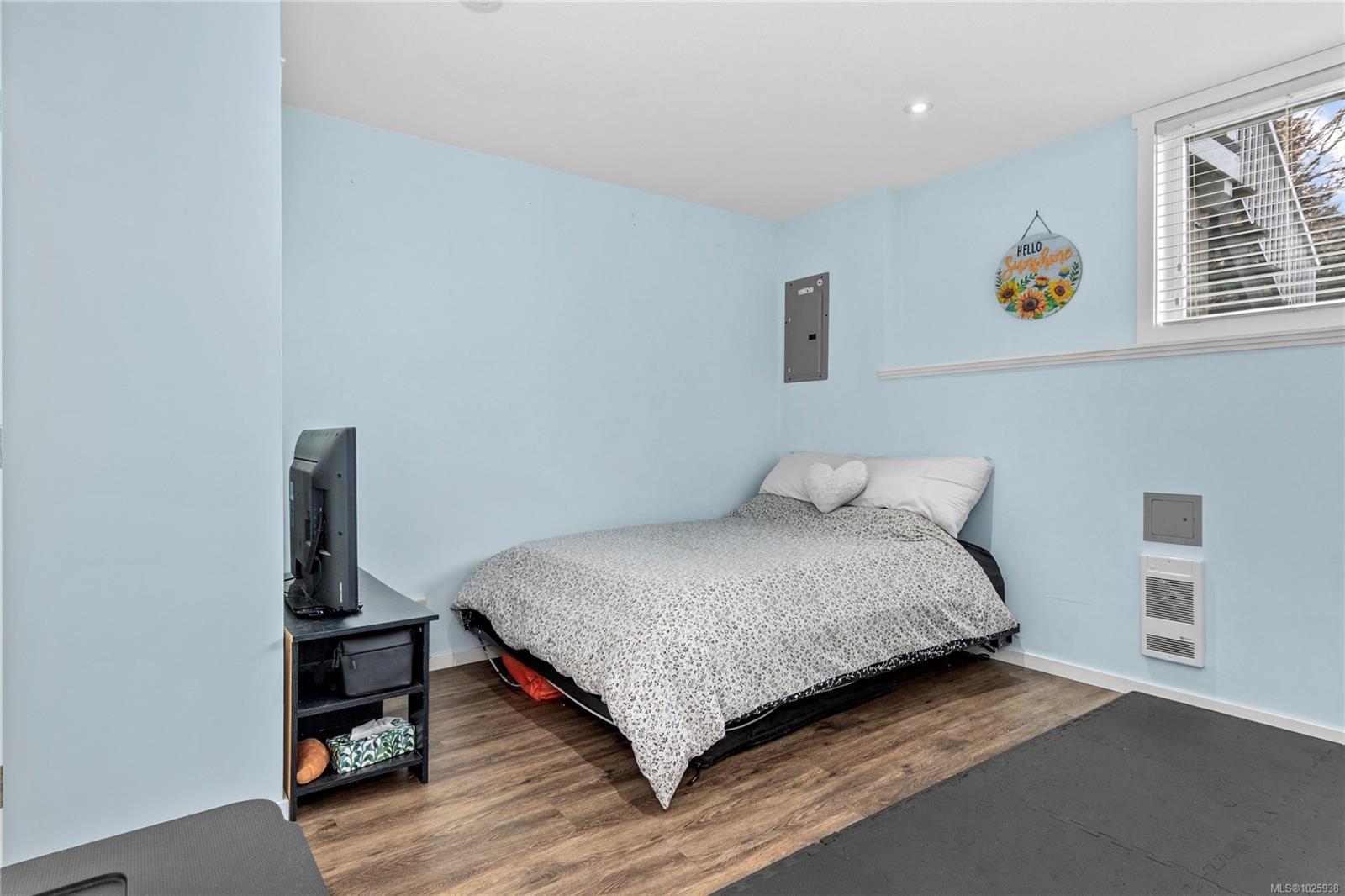 2320 Embleton Cres # A