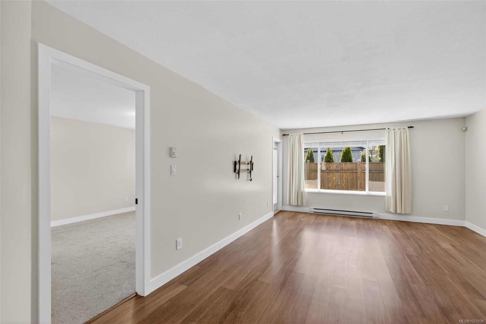 3400 Coniston Cres # 6