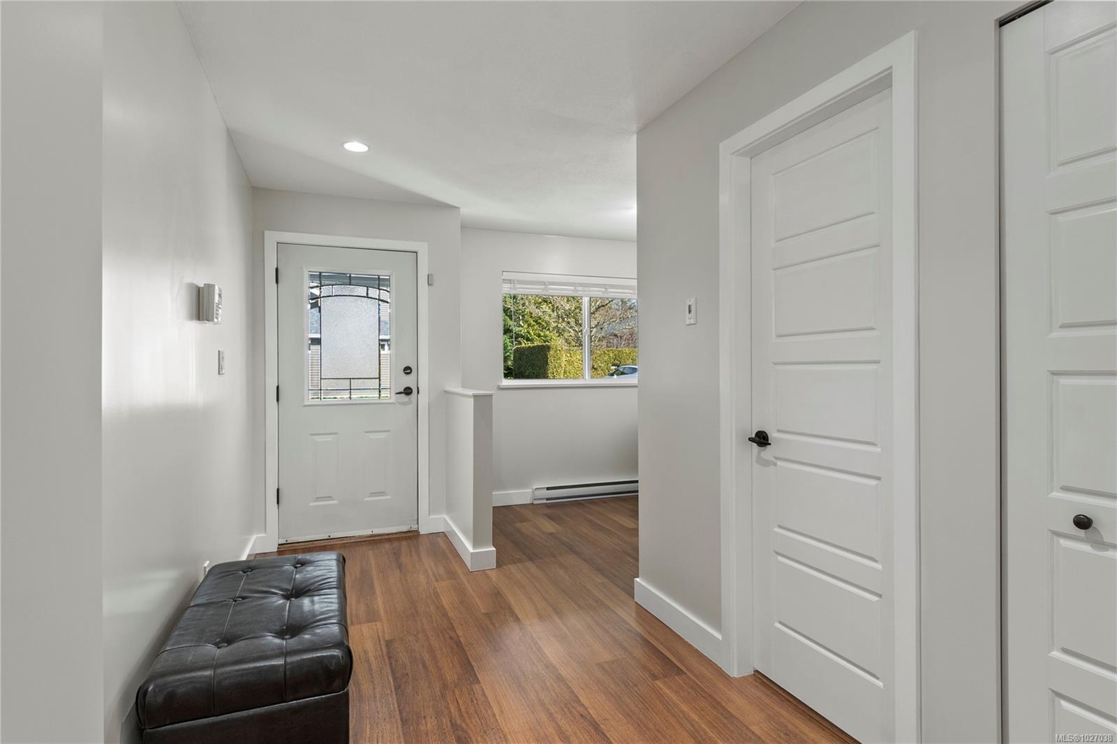 3400 Coniston Cres # 6