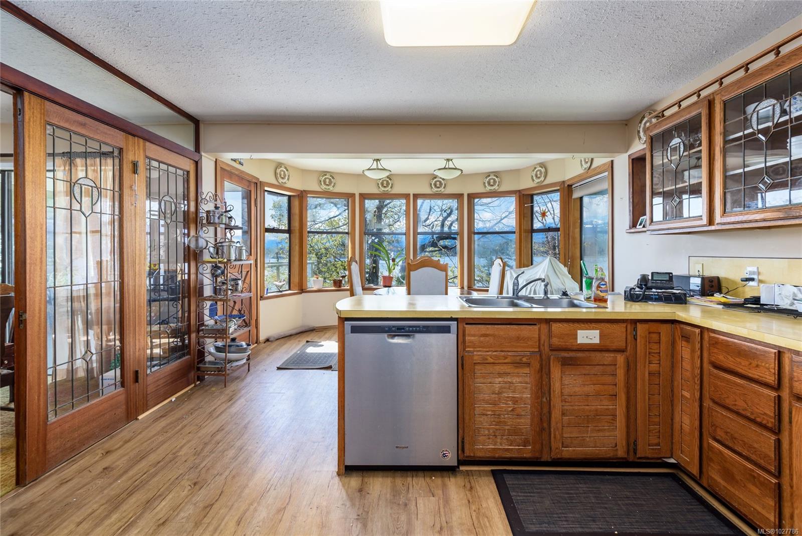 145 Manor Pl