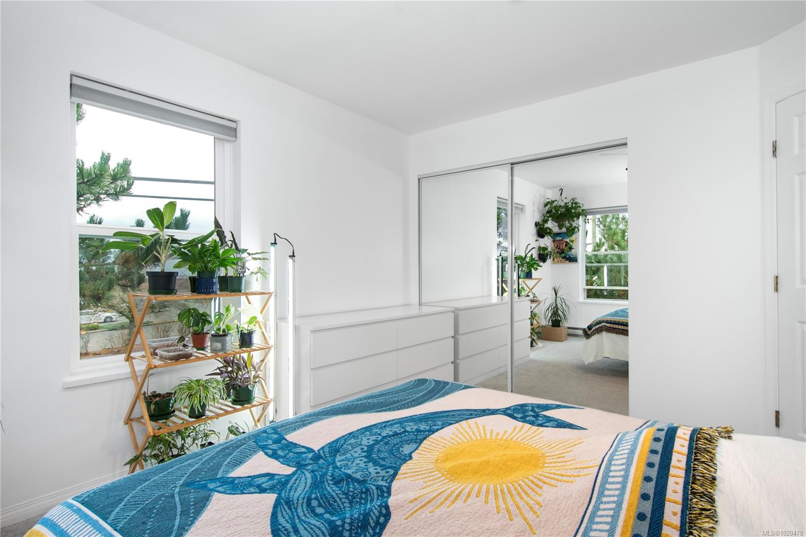 2525 Fitzgerald Ave # 202