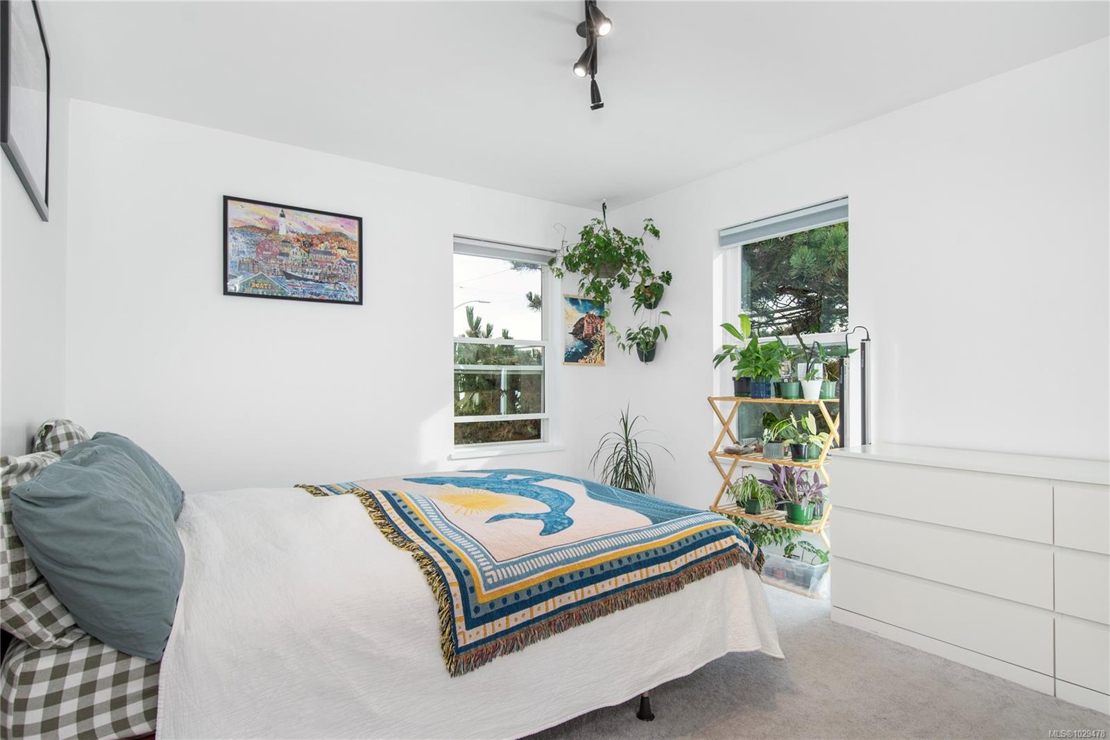 2525 Fitzgerald Ave # 202