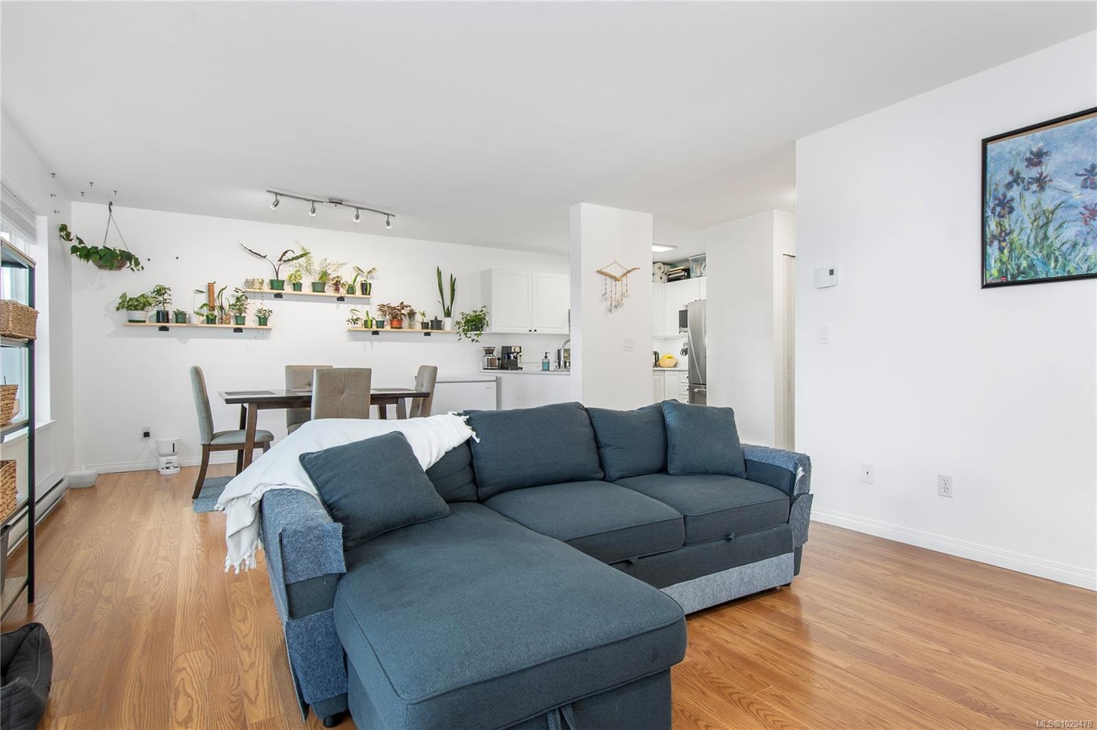 2525 Fitzgerald Ave # 202