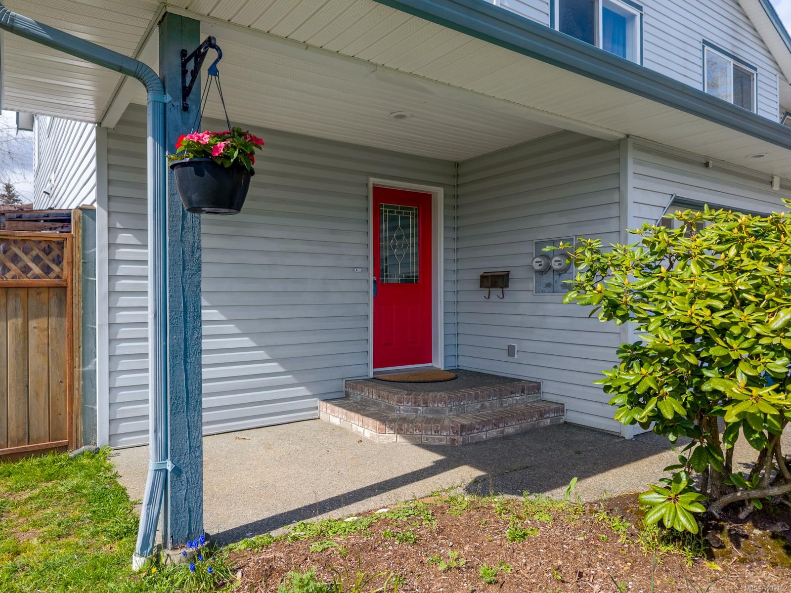 89 Timberlane Rd #A