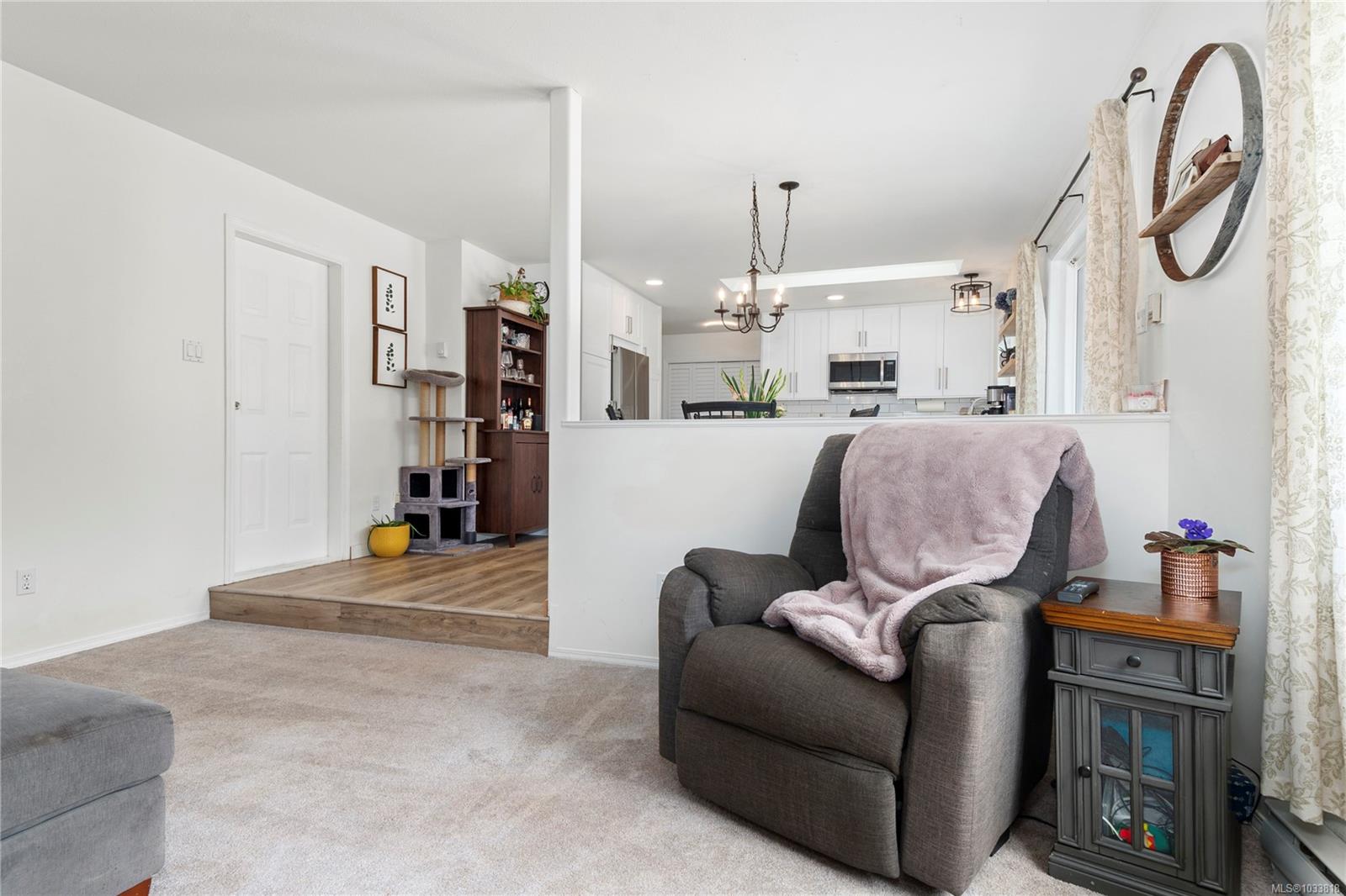 1860 Brant Pl