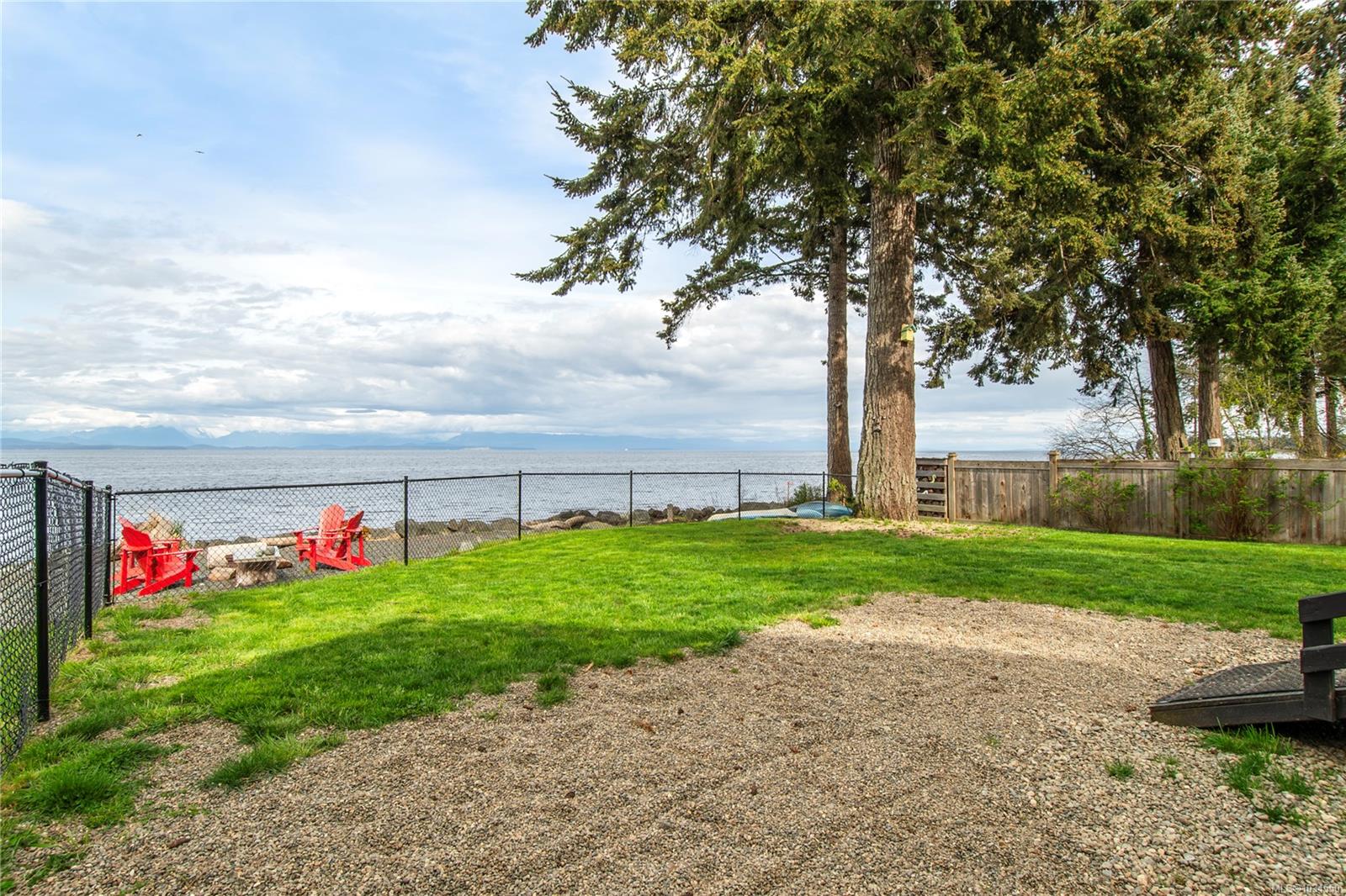 4123 Island Hwy S