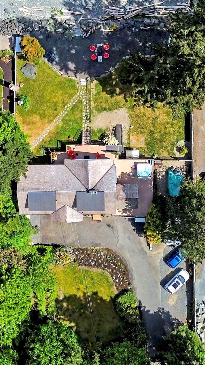 4123 Island Hwy S