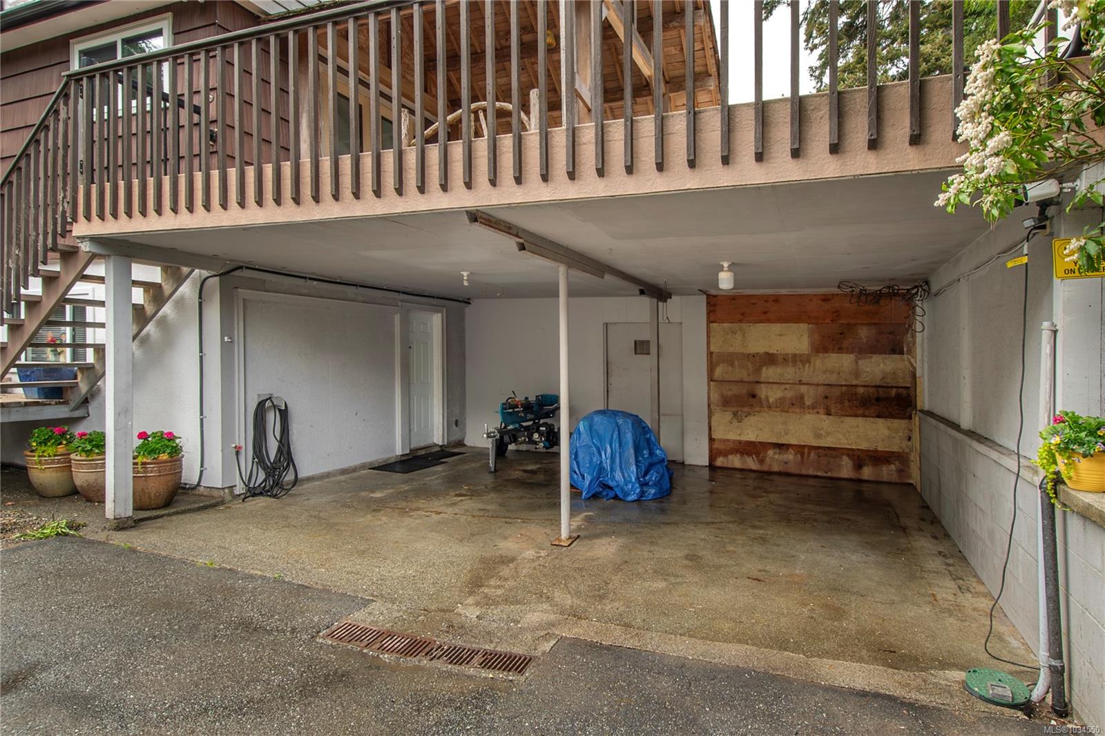 4123 Island Hwy S