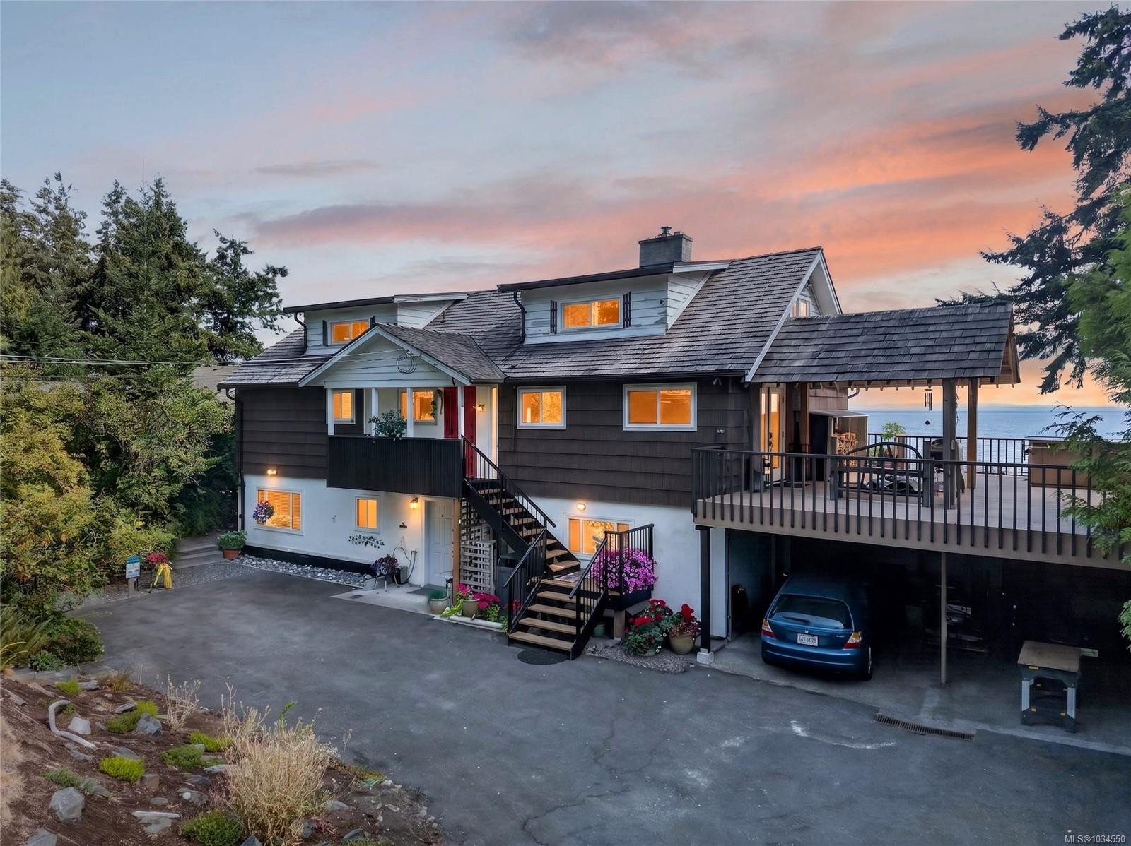 4123 Island Hwy S