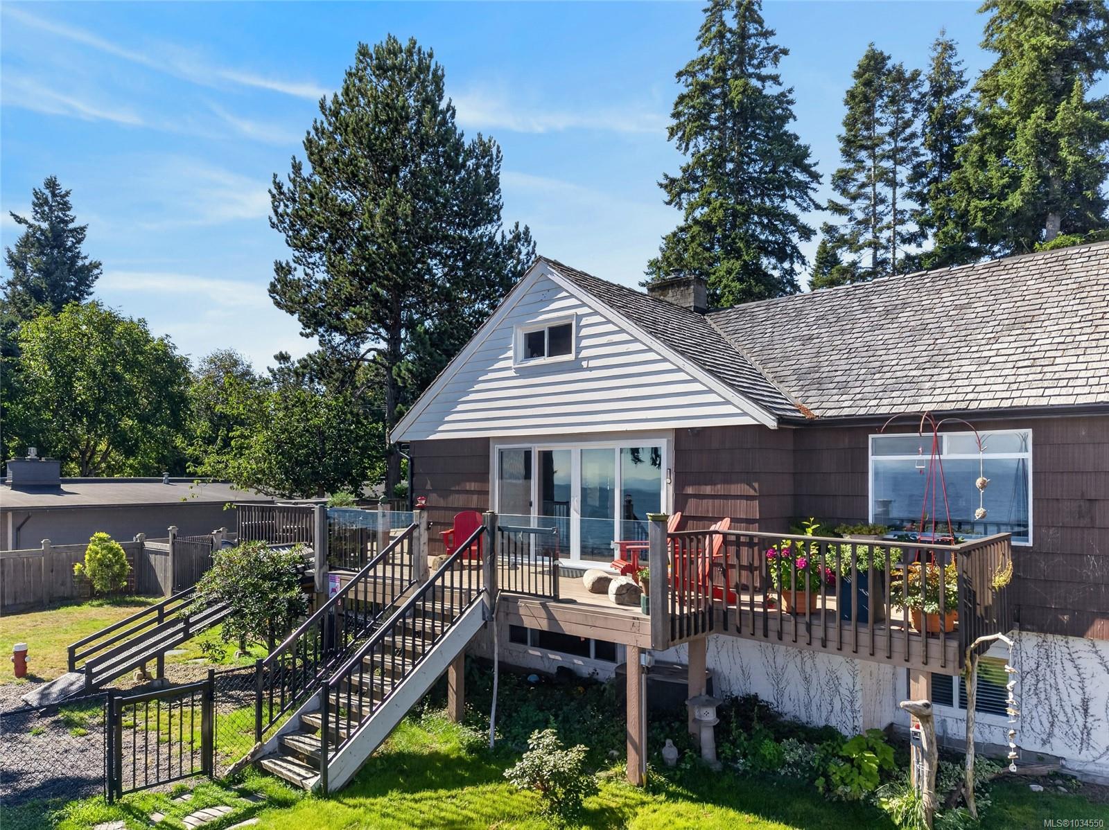 4123 Island Hwy S