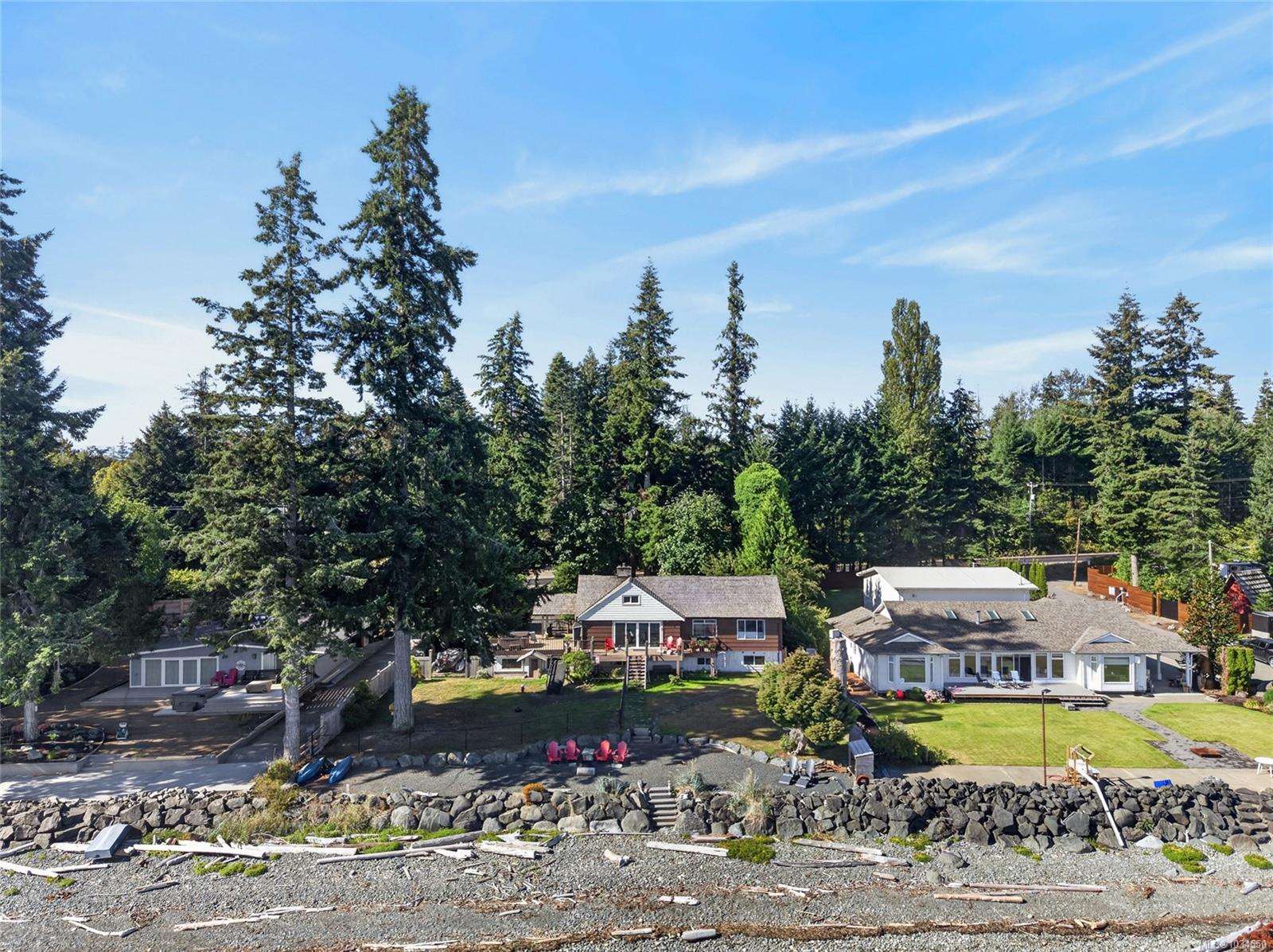 4123 Island Hwy S
