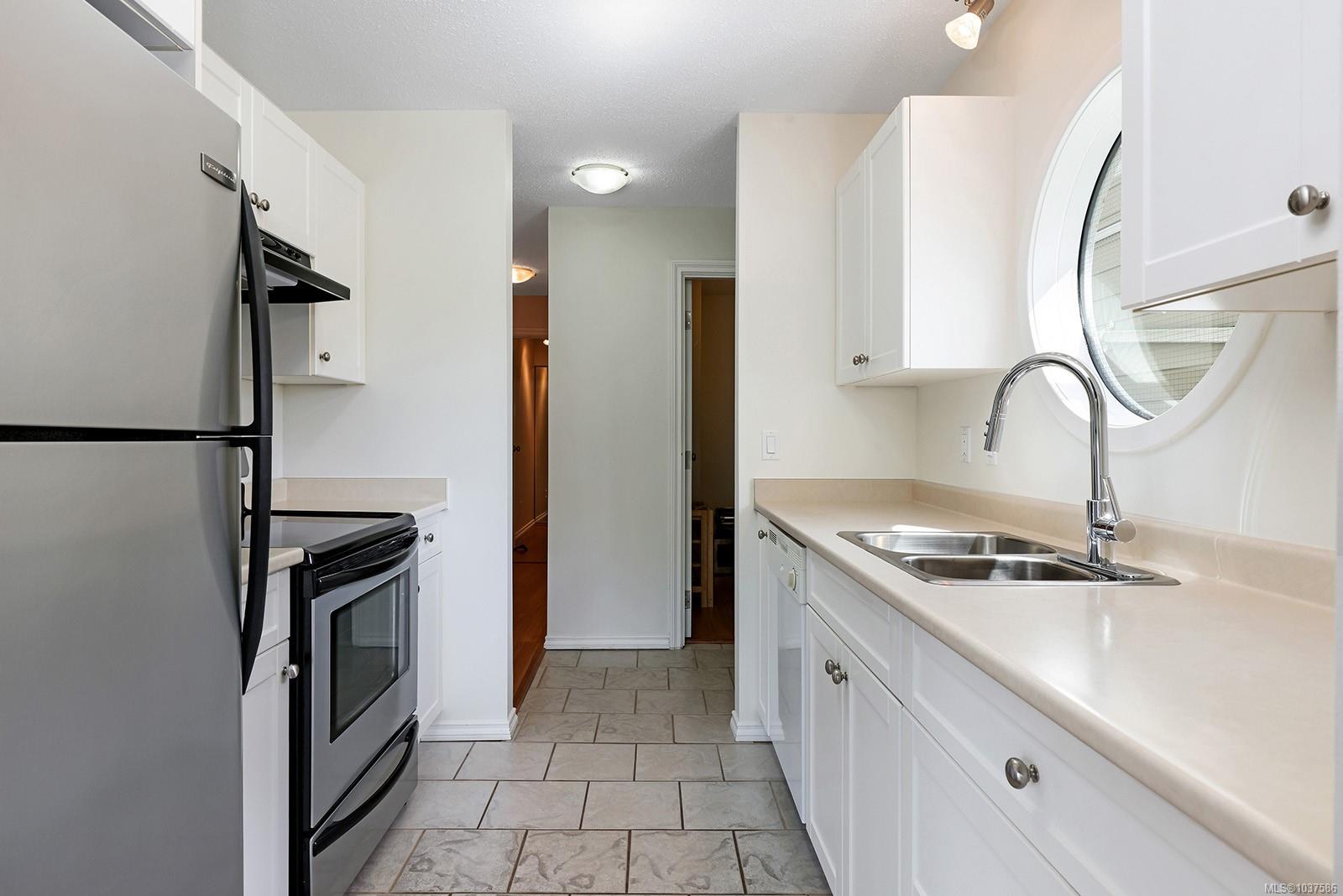 205 1st St #315