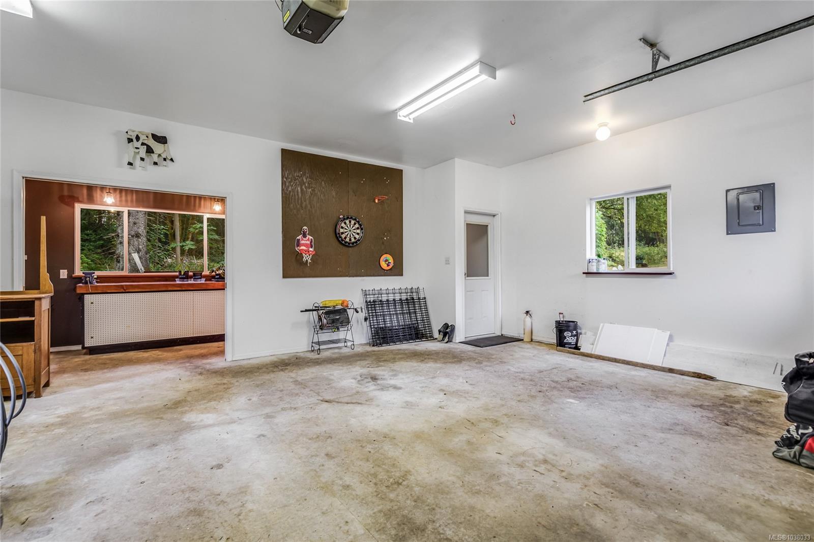 2245 Schulz Rd