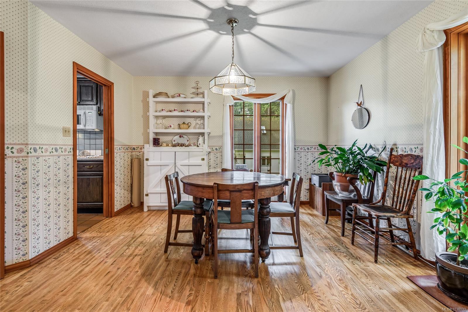 2245 Schulz Rd