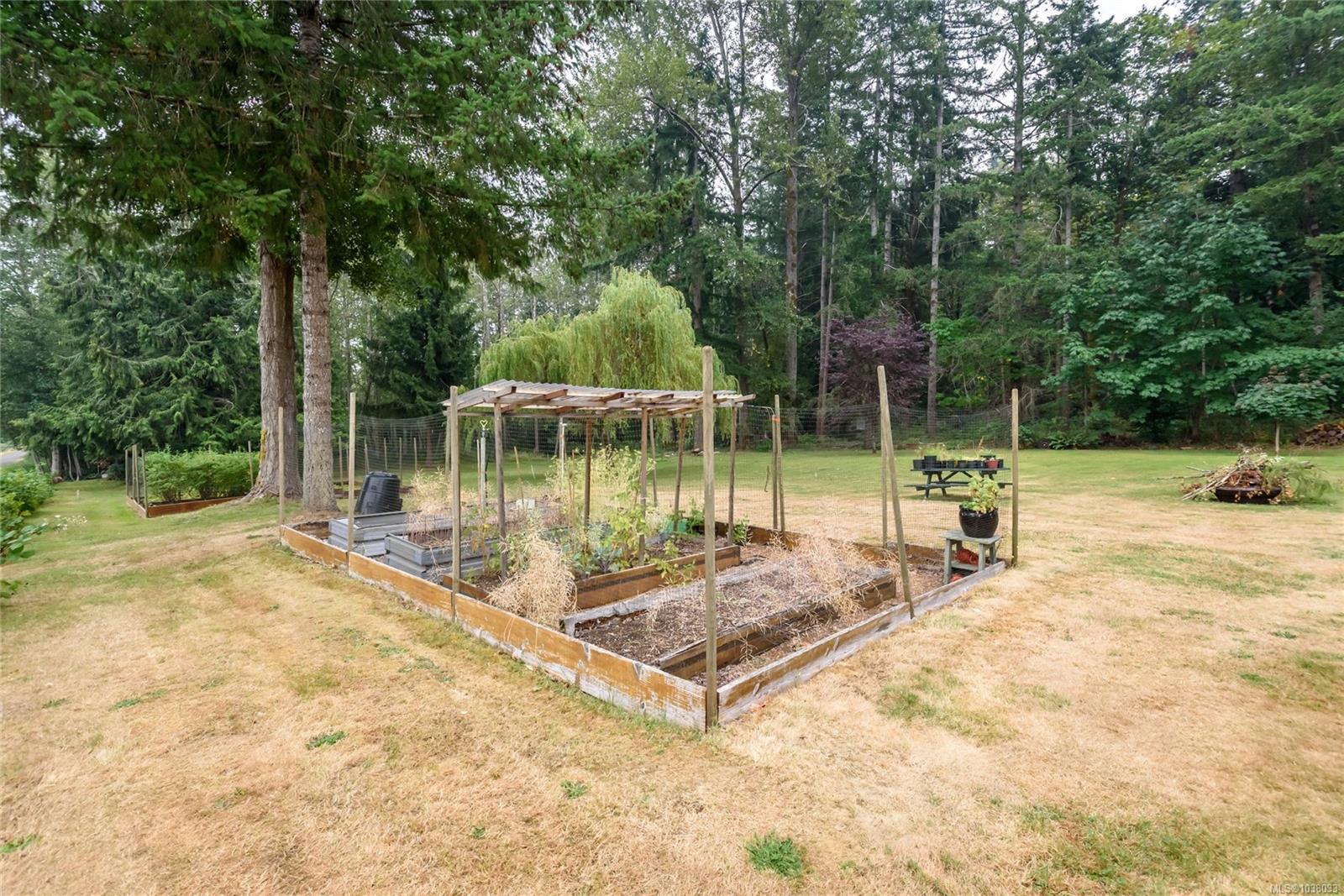 2245 Schulz Rd
