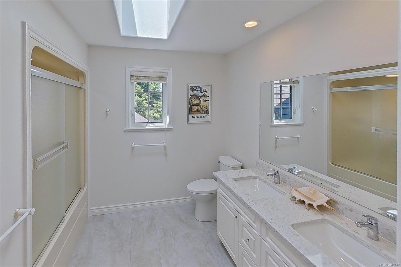 3018 Kensington Cres
