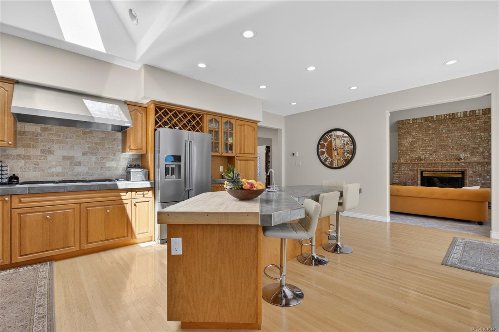 3018 Kensington Cres