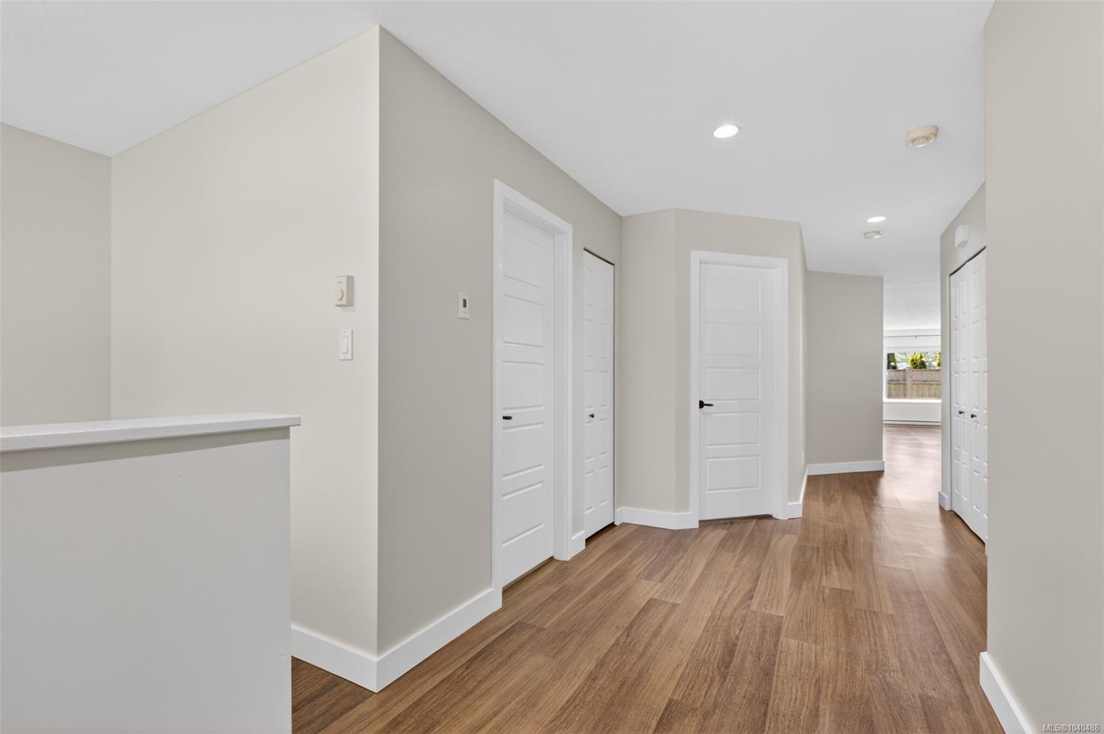 3400 Coniston Cres #6