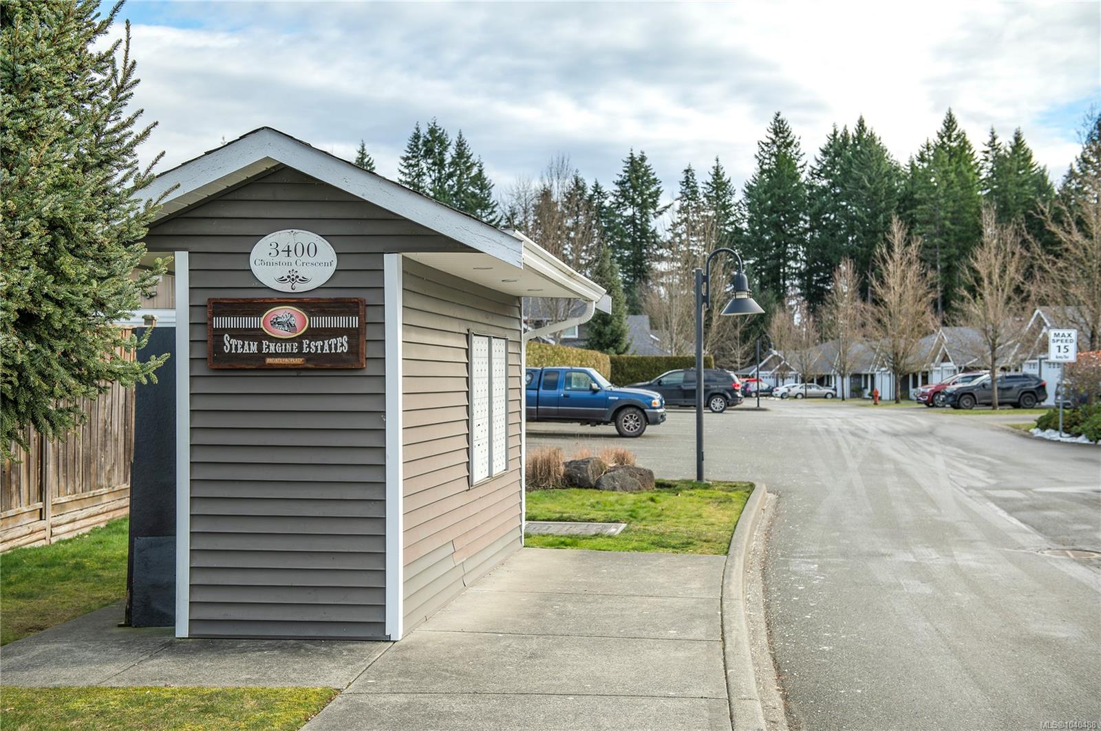 3400 Coniston Cres #6
