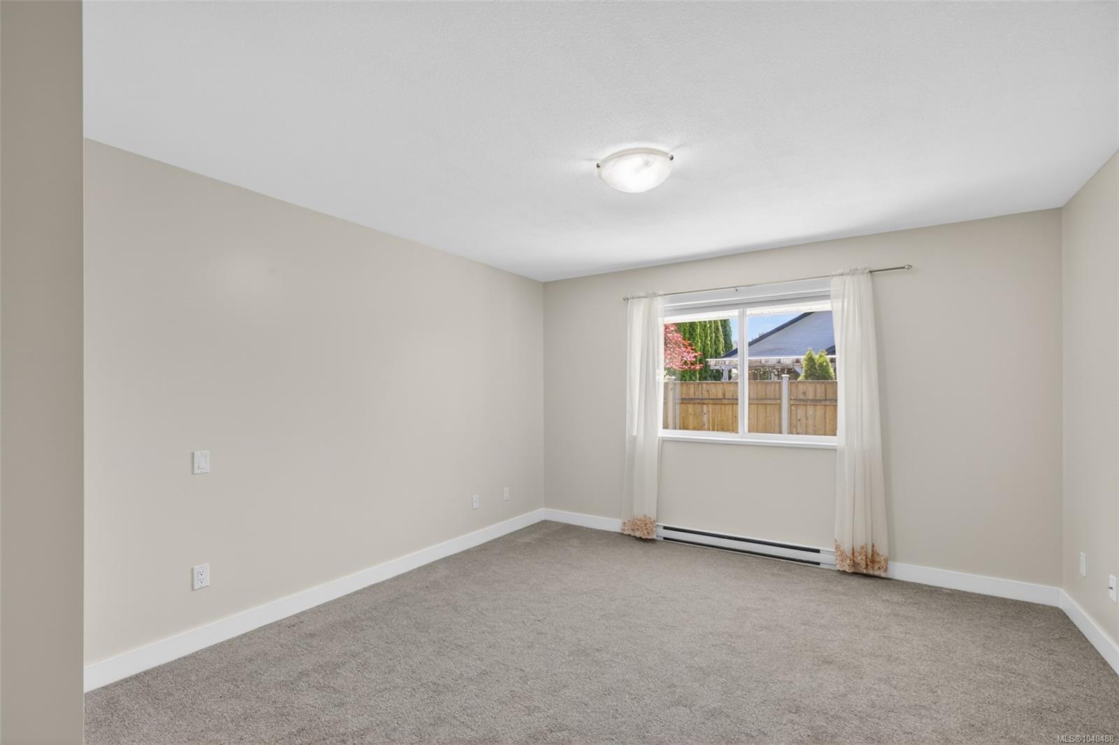 3400 Coniston Cres #6
