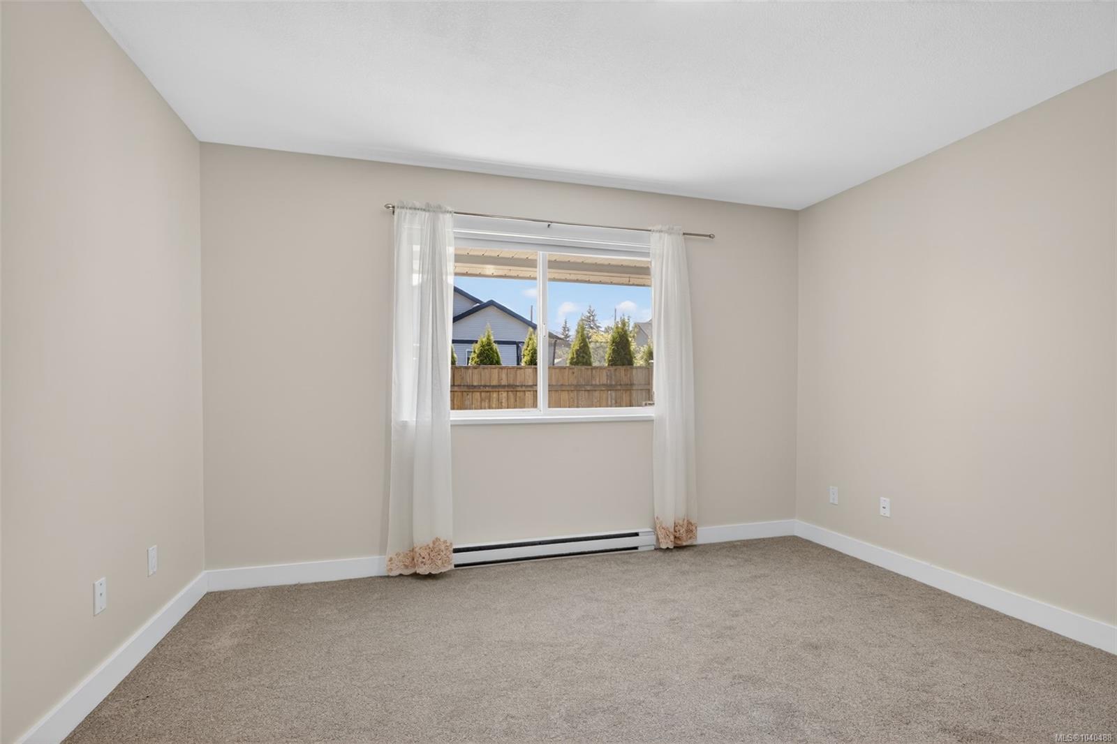 3400 Coniston Cres #6