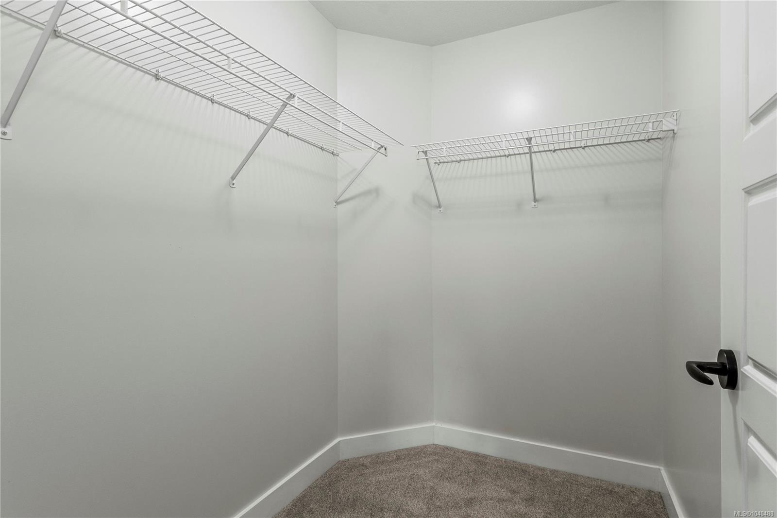 3400 Coniston Cres #6