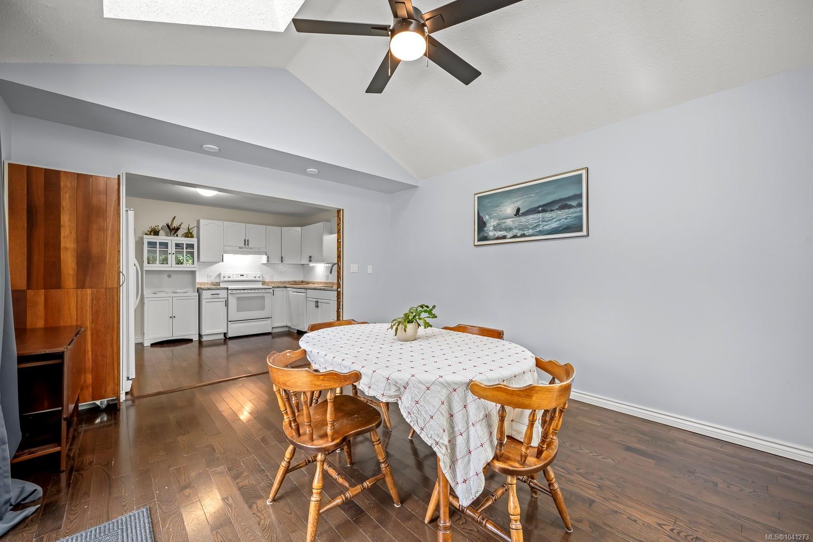 88 Timberlane Rd #B