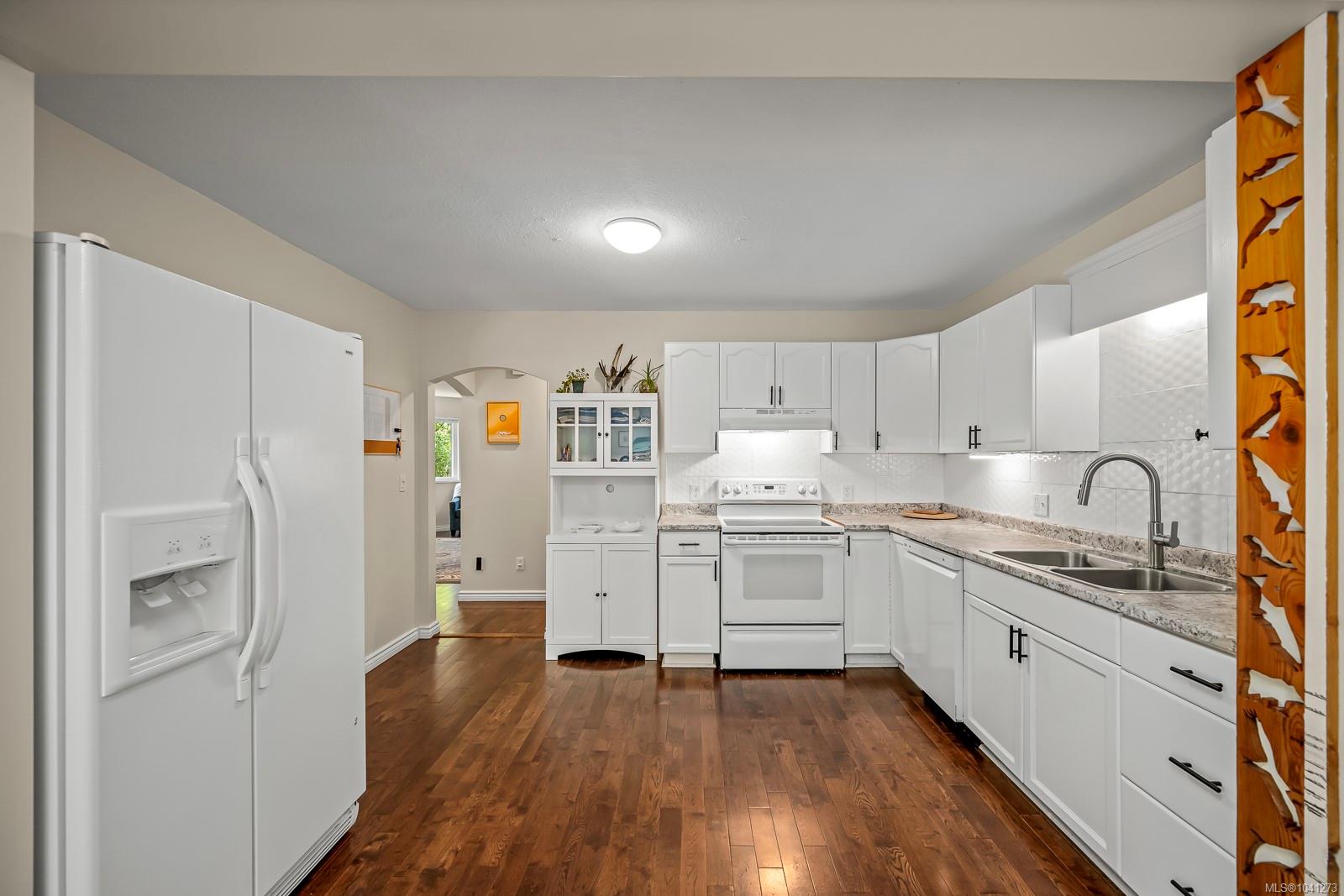 88 Timberlane Rd #B