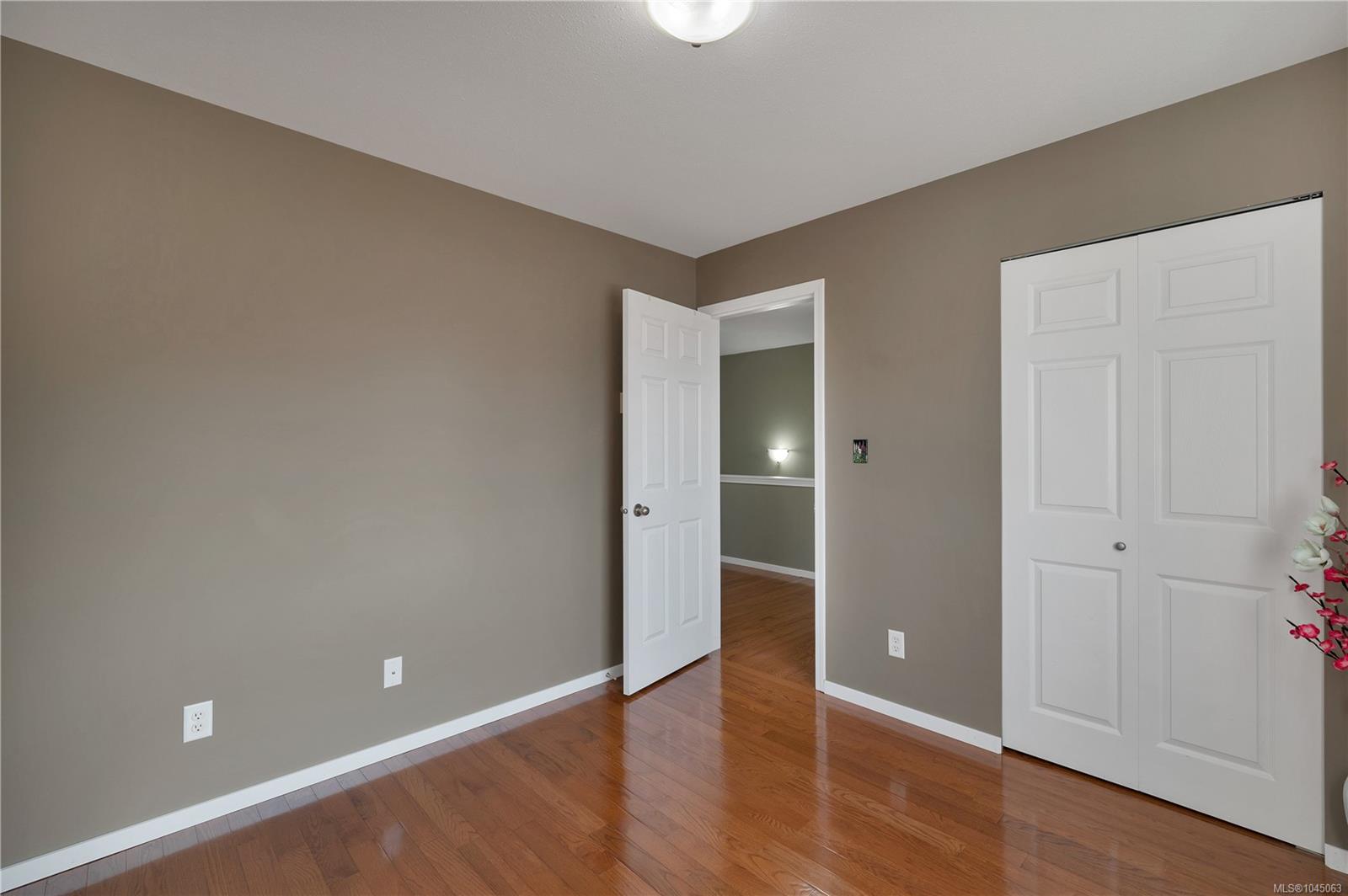 391 Niluht Rd
