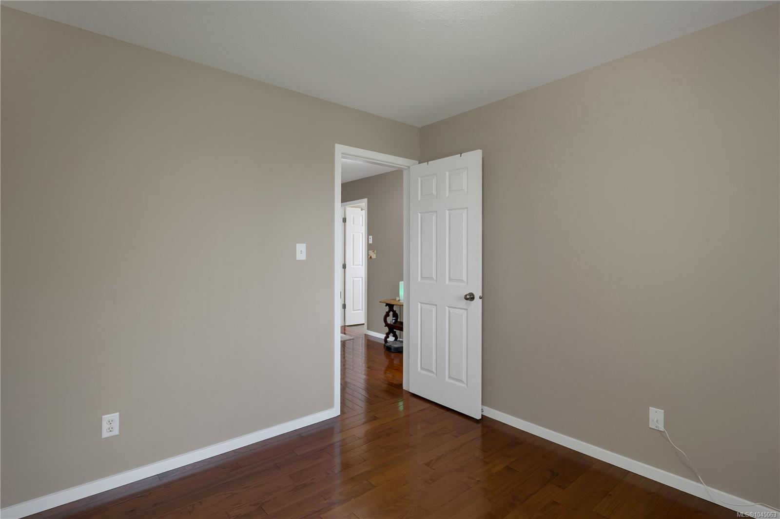 391 Niluht Rd