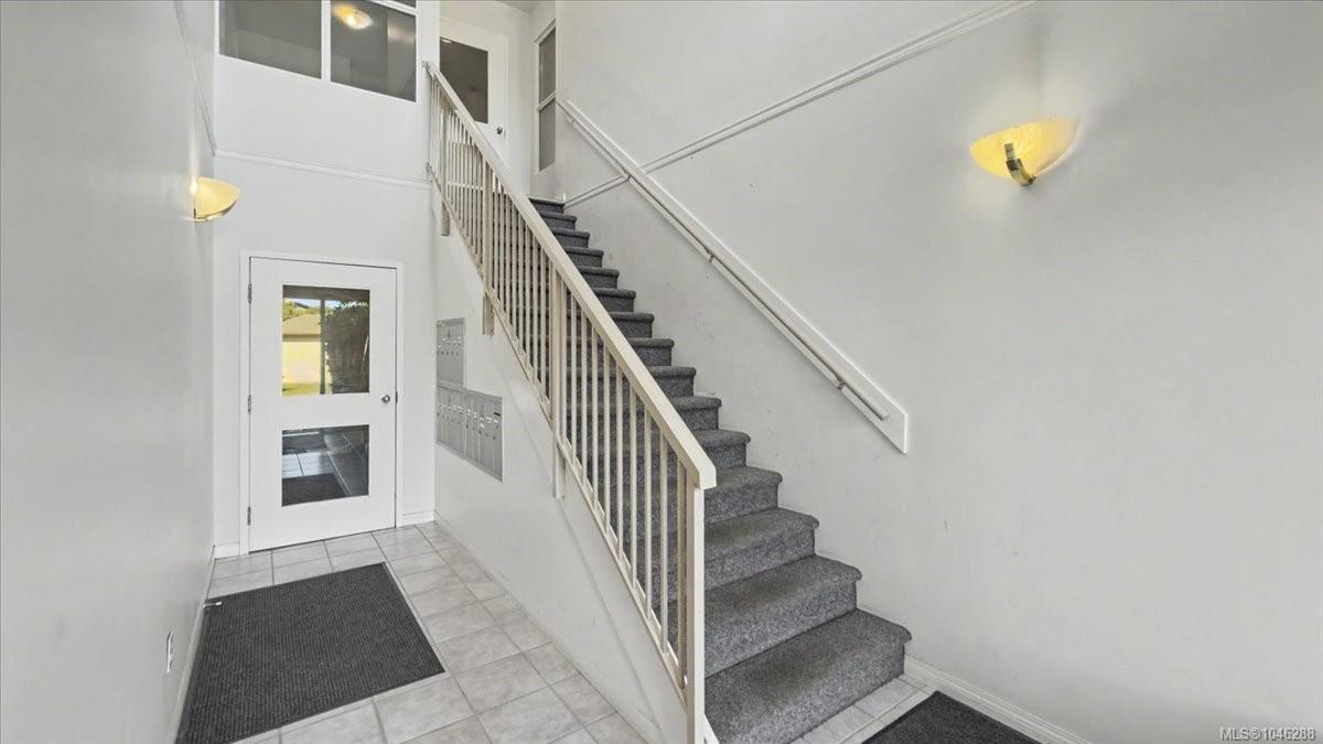 2525 Fitzgerald Ave #202